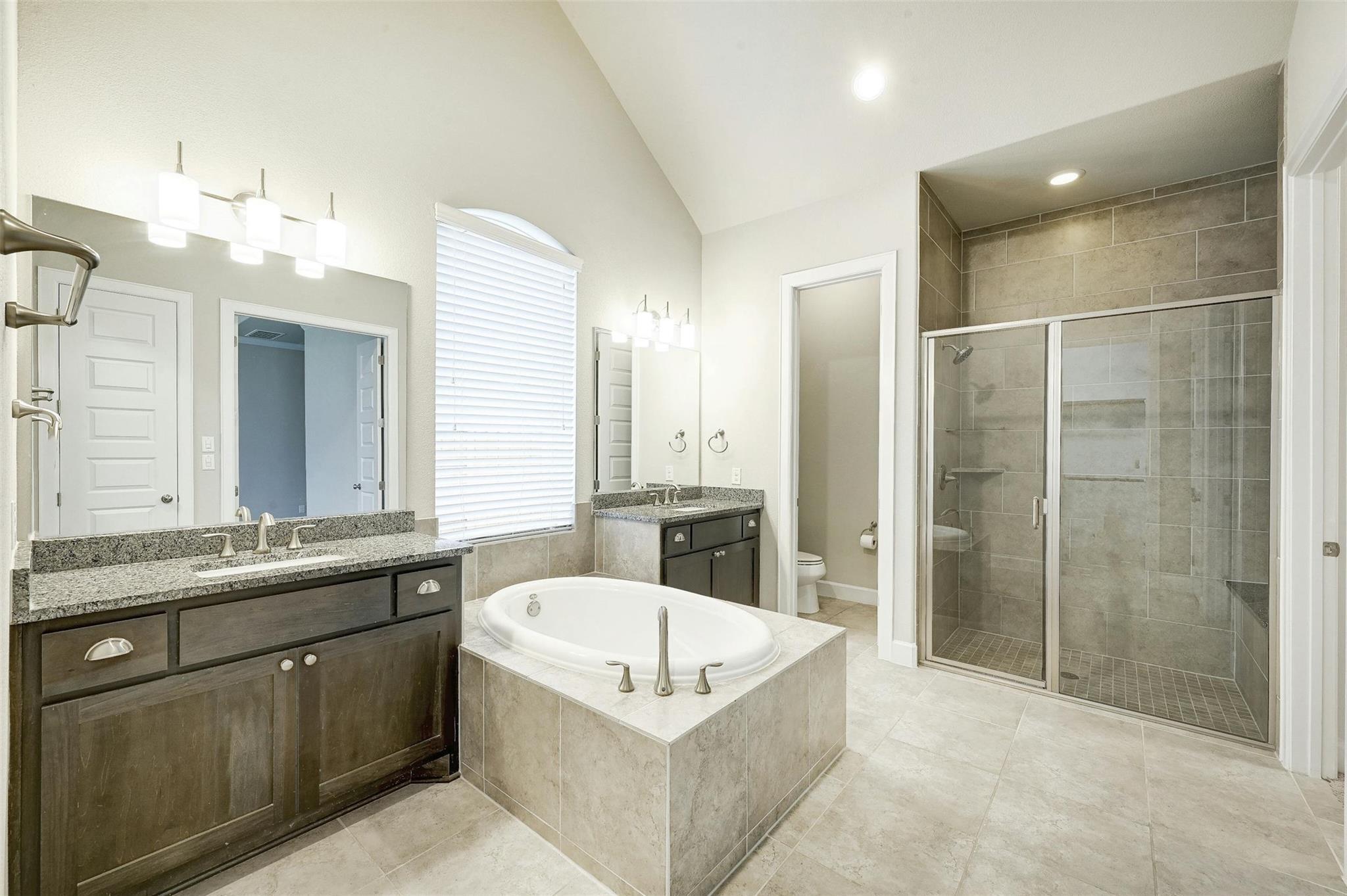 5308 Via Besso Dr Property Photo 6