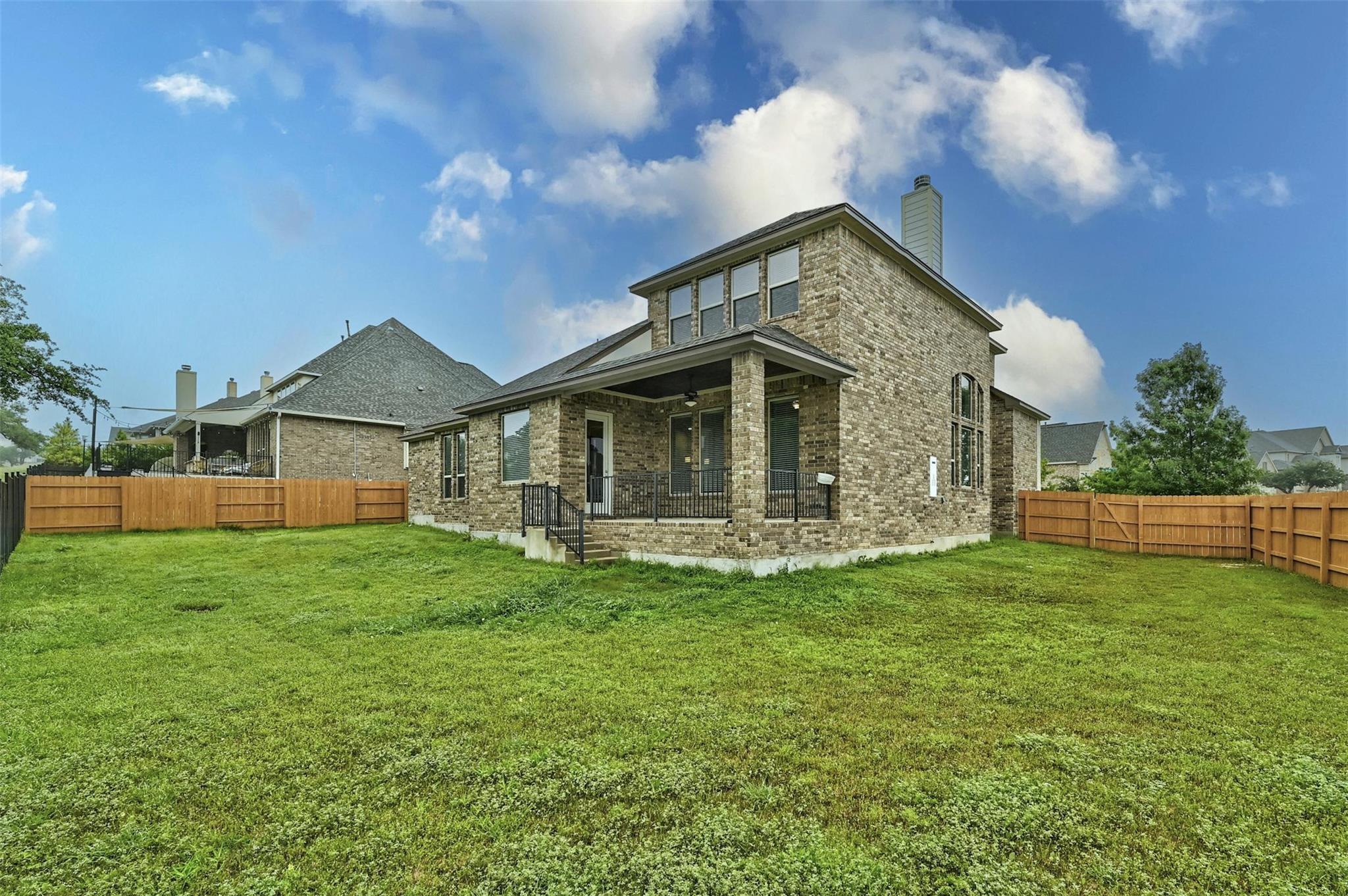 5308 Via Besso Dr Property Photo 7