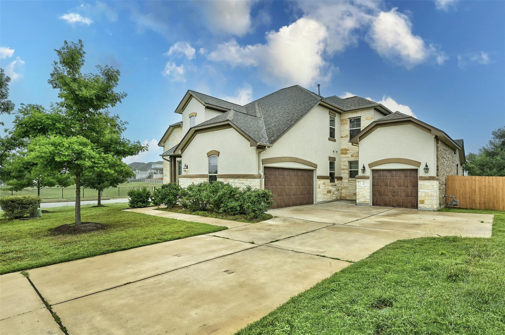5308 Via Besso Dr Property Photo 8