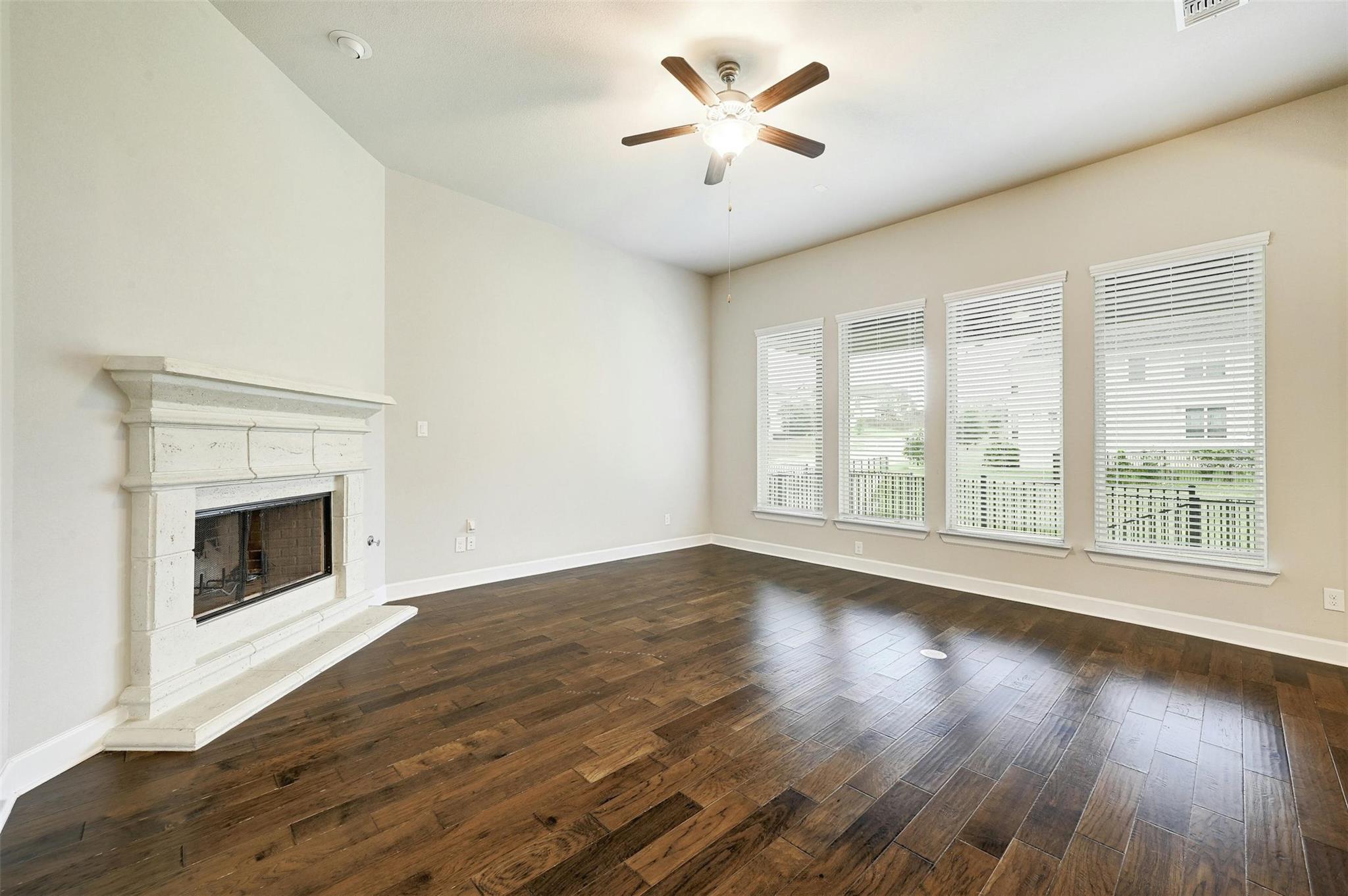 5308 Via Besso Dr Property Photo 9