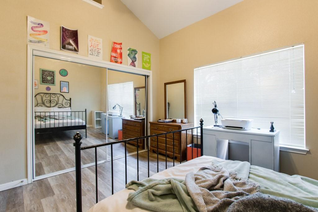 1023 W 24th St #707 Property Photo 5