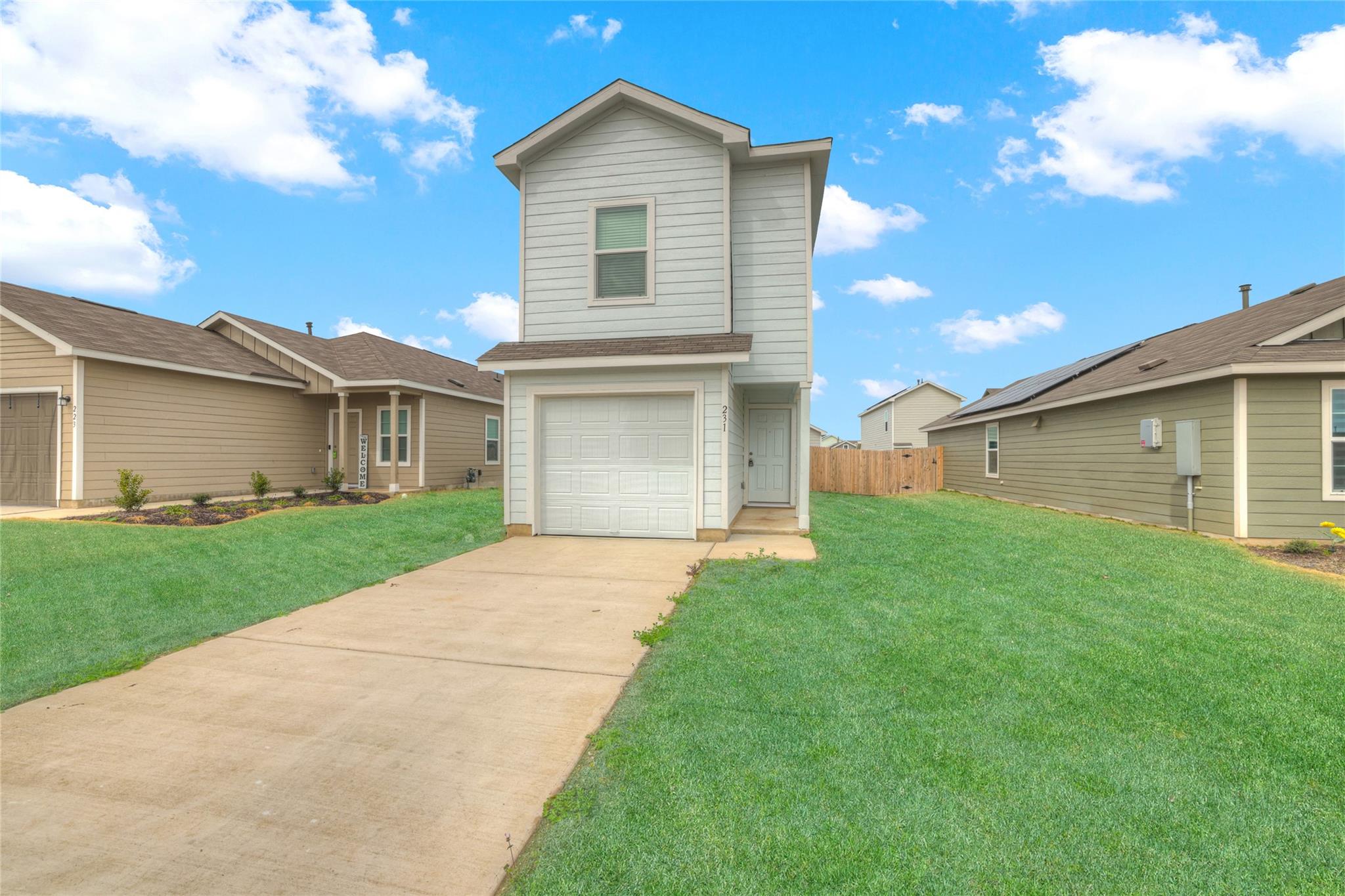 231 Gabbro Gdns Property Photo 1