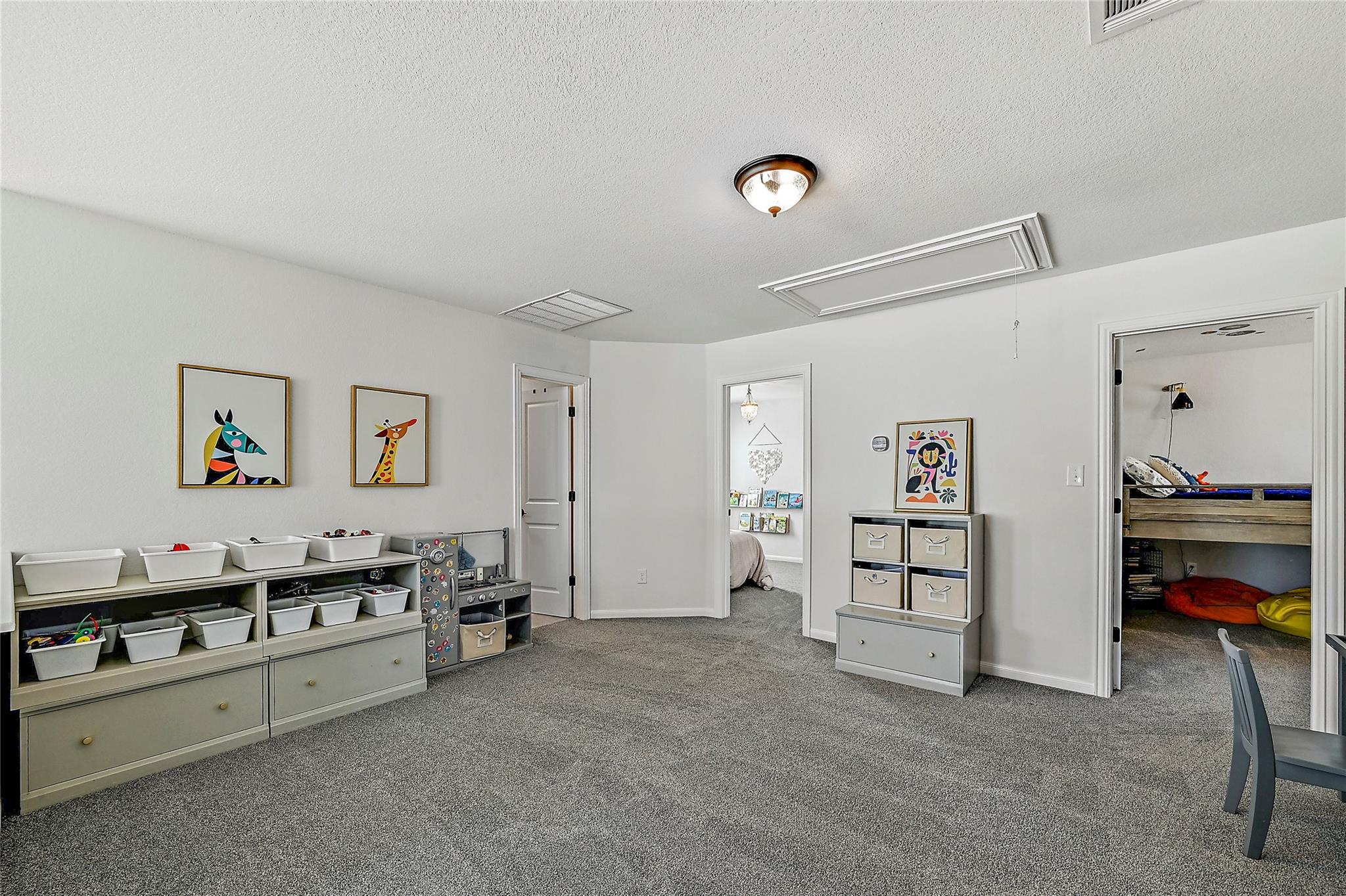 201 Greenthread Dr Property Photo 10