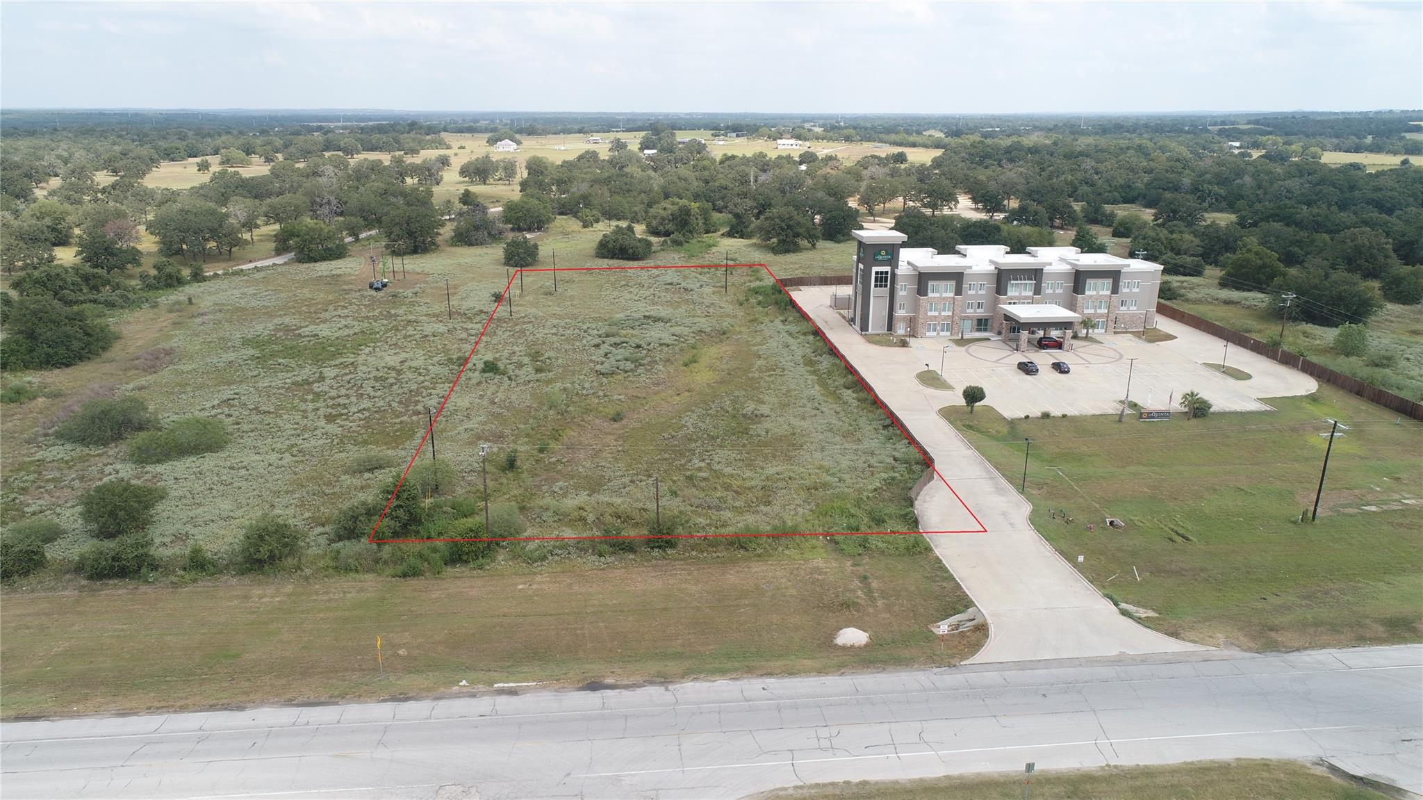 197 E Highway 90 Hwy Property Photo 2