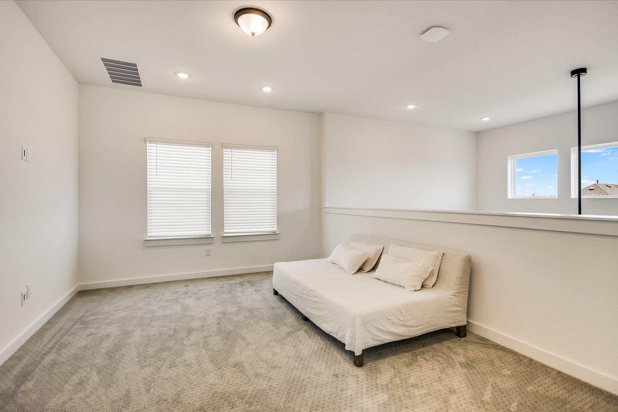 253 Darley Oak Dr Property Photo 12