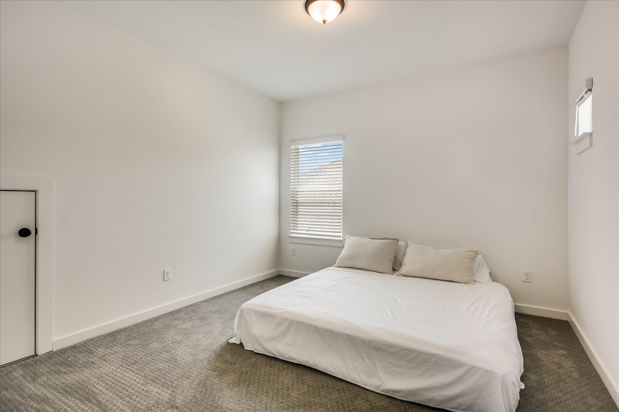 253 Darley Oak Dr Property Photo 19