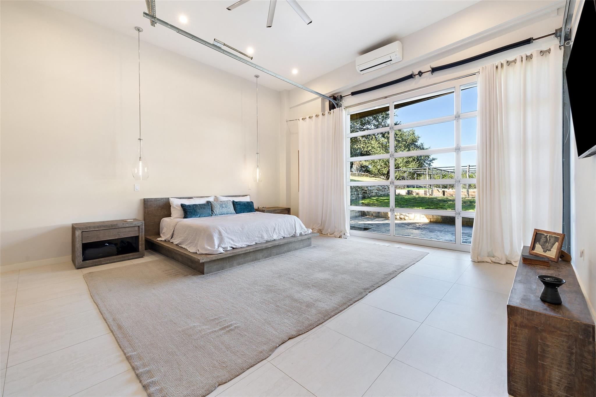 2412 Bee Creek Rd Property Photo 14