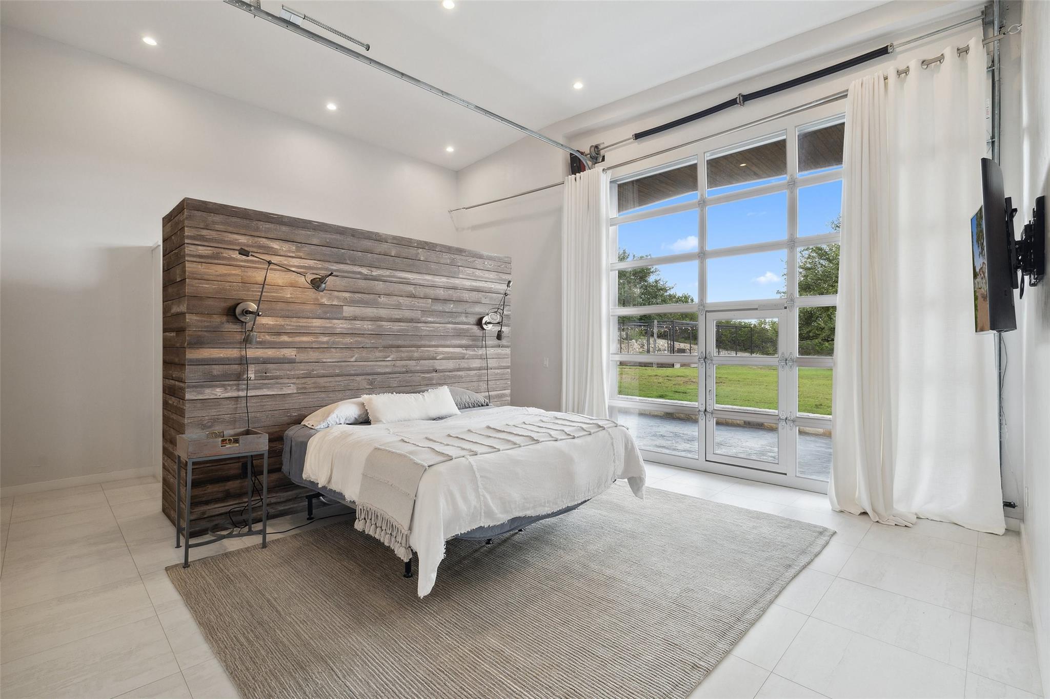 2412 Bee Creek Rd Property Photo 18