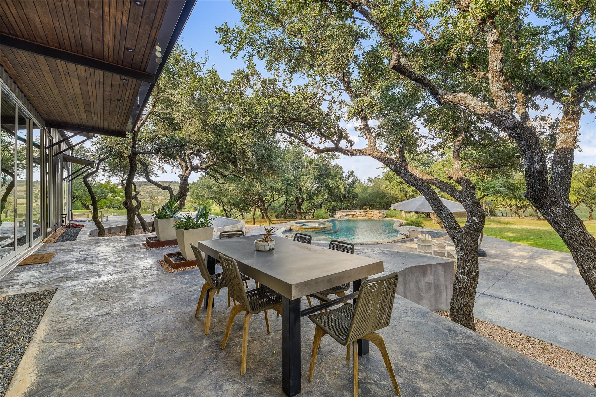 2412 Bee Creek Rd Property Photo 21