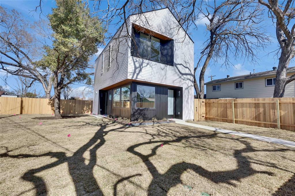 1804 Sylvan Dr #2 Property Photo 2