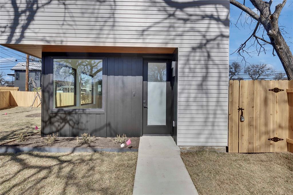 1804 Sylvan Dr #2 Property Photo 3