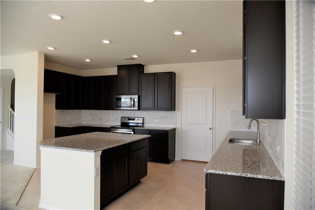 14701 Bedstraw Dr Property Photo 3