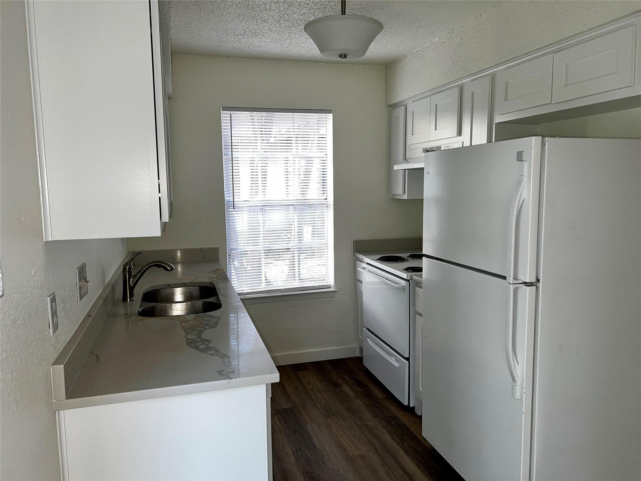 5408 Atascosa Rd #B- (Back Unit) Property Photo 1
