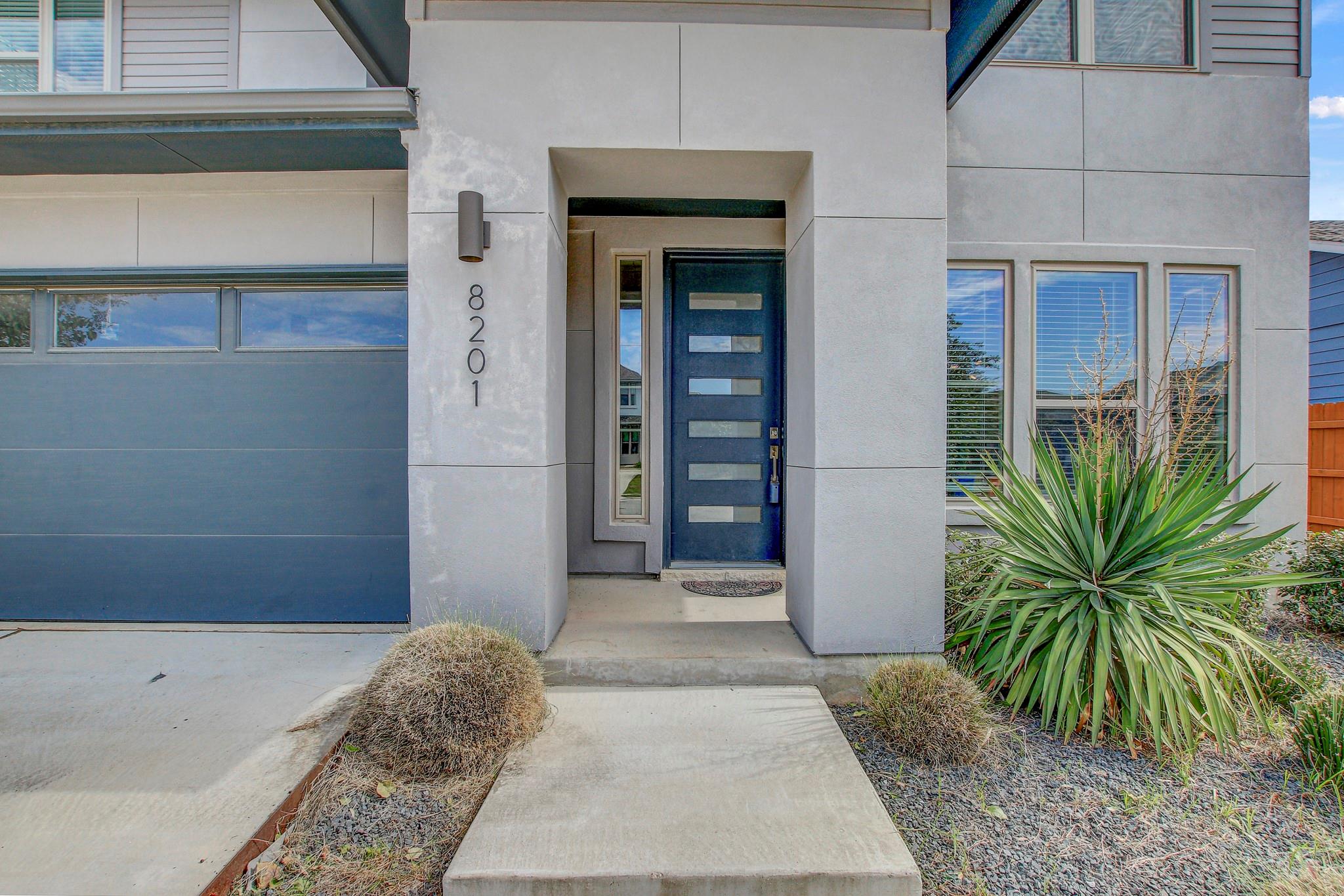 8201 Spire Vw Property Photo 3