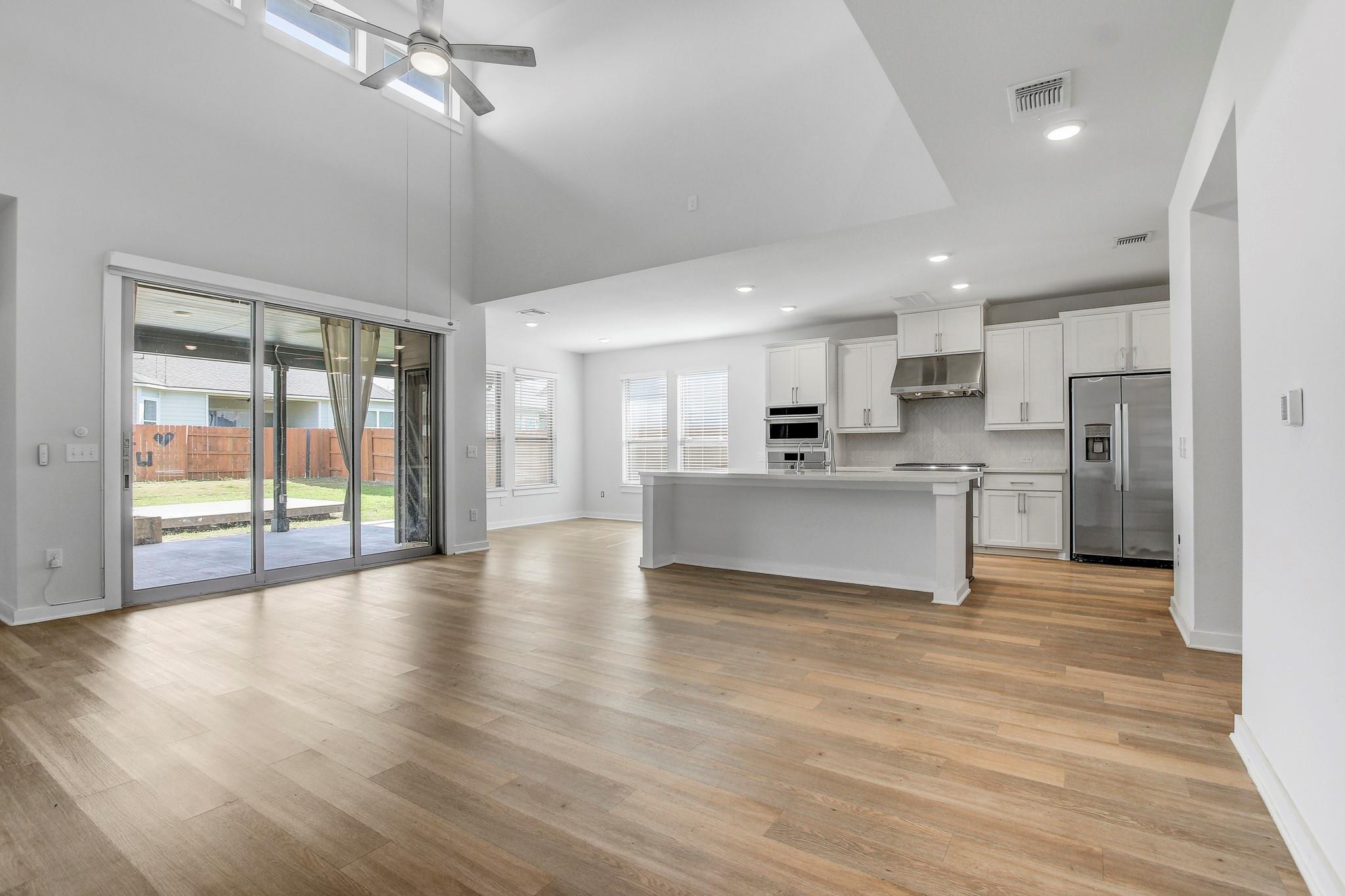 8201 Spire Vw Property Photo 9