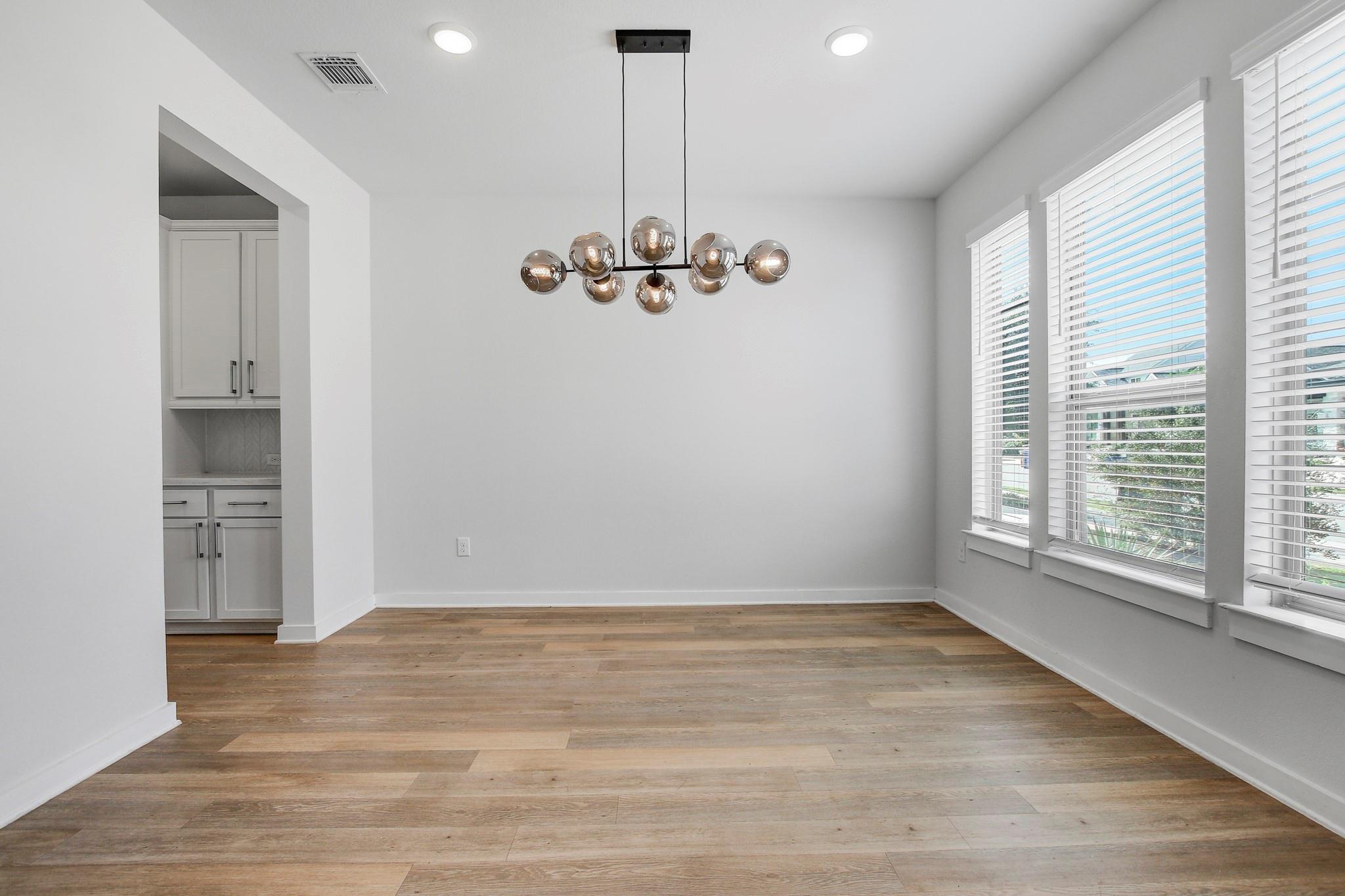 8201 Spire Vw Property Photo 13
