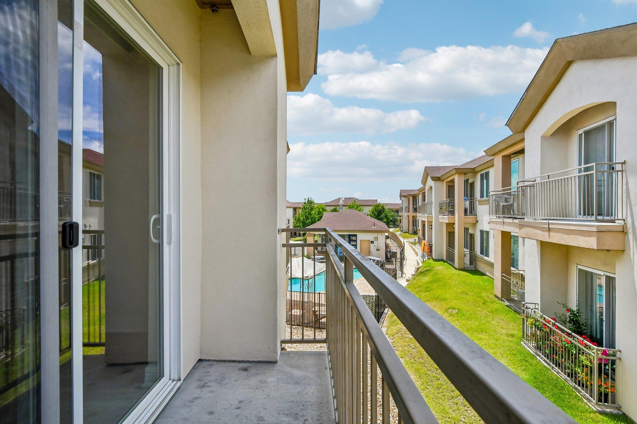 1201 Whitestone Blvd #i-102 Property Photo 18