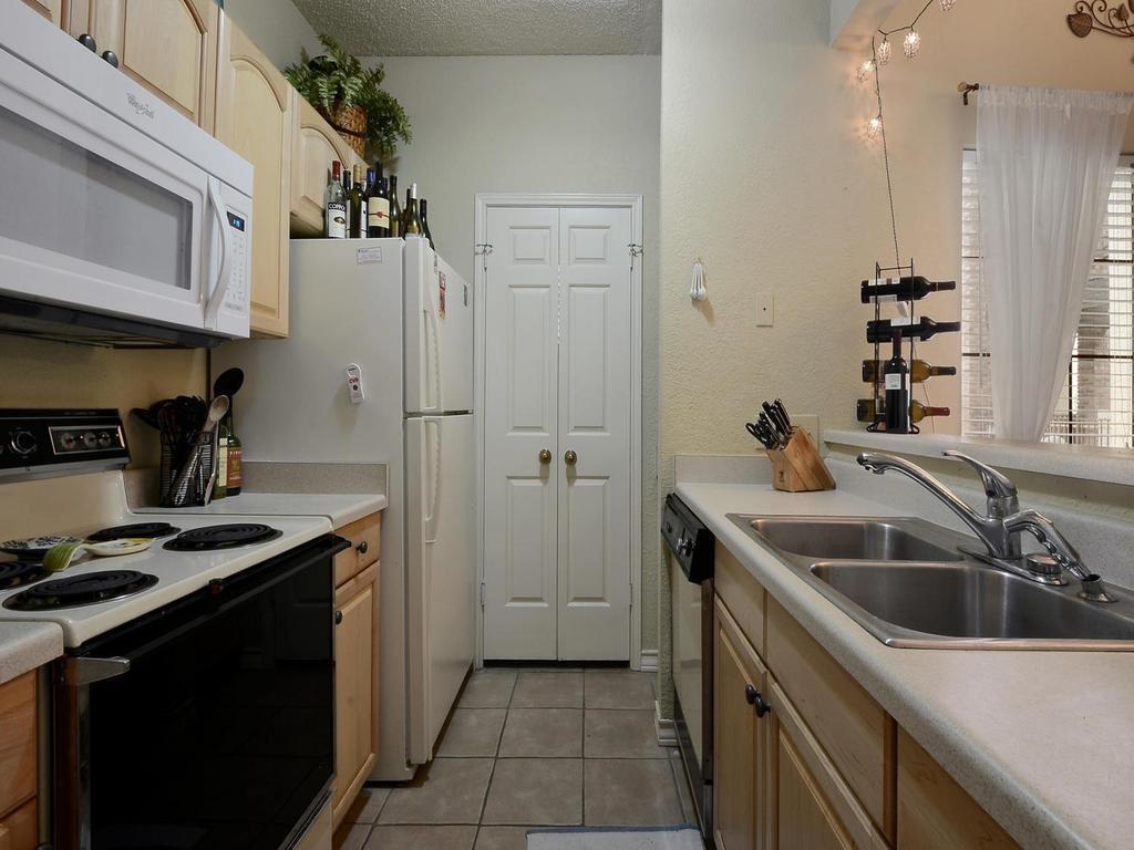 3001 Cedar St 117 Property Photo 11