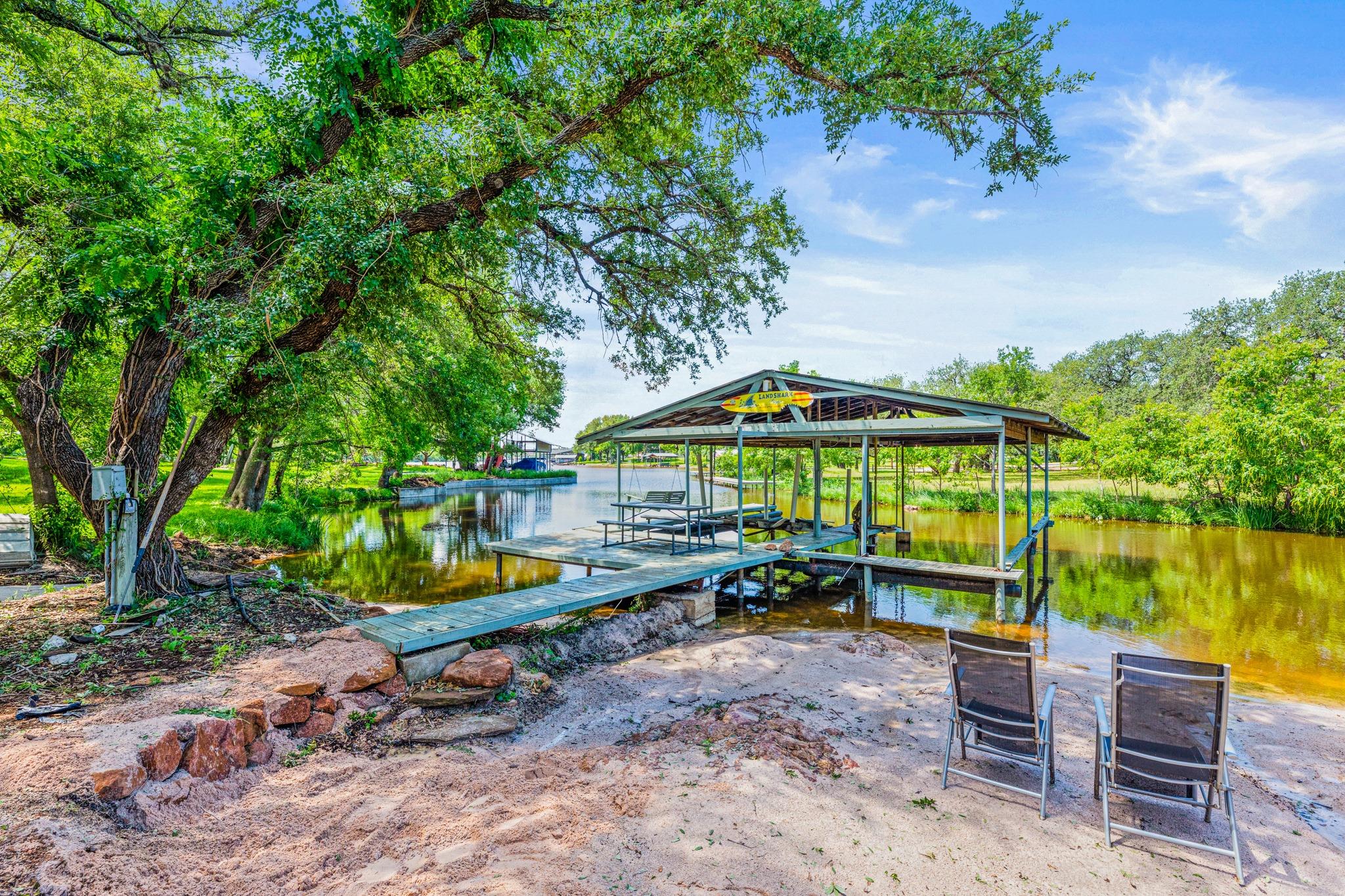5964759 Property Photo 1