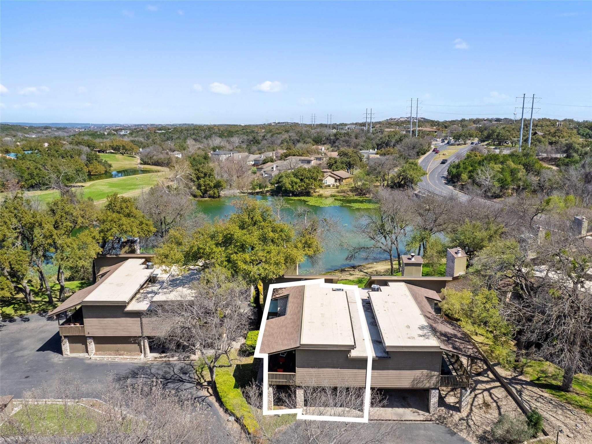 6 Stoney Creek Cv Property Photo