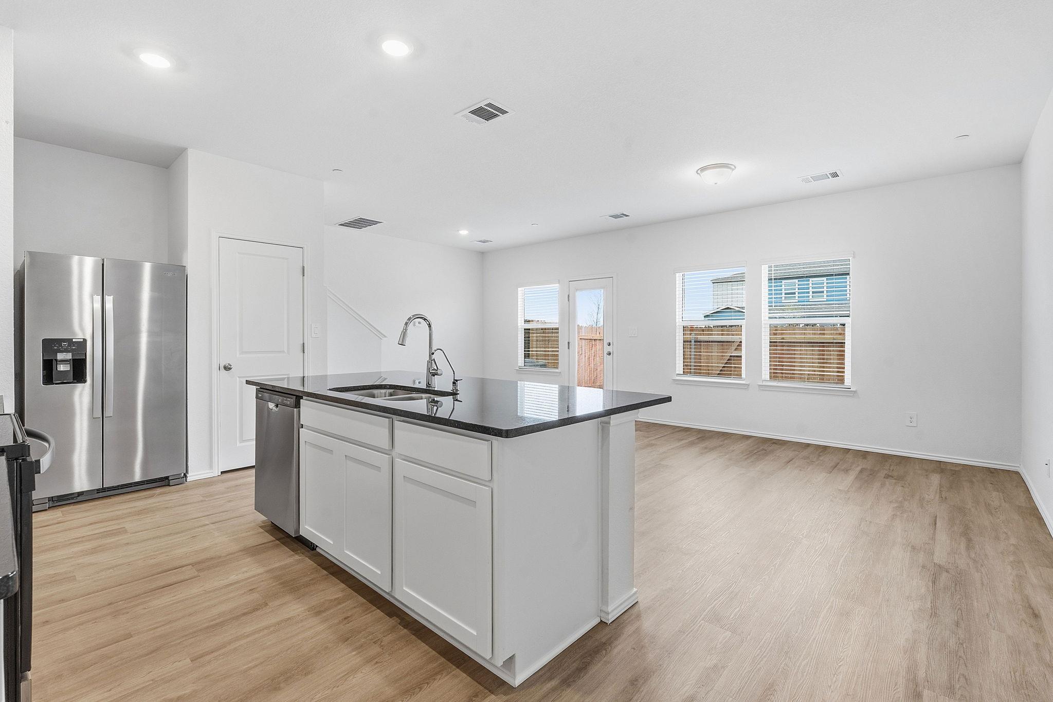 164 Cinnabar Ln #4 Property Photo 6