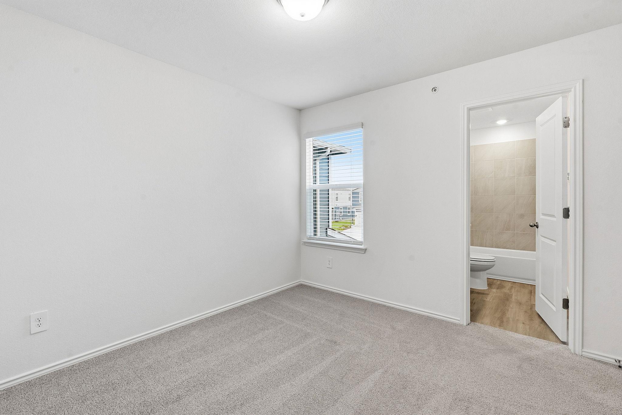 164 Cinnabar Ln #4 Property Photo 17