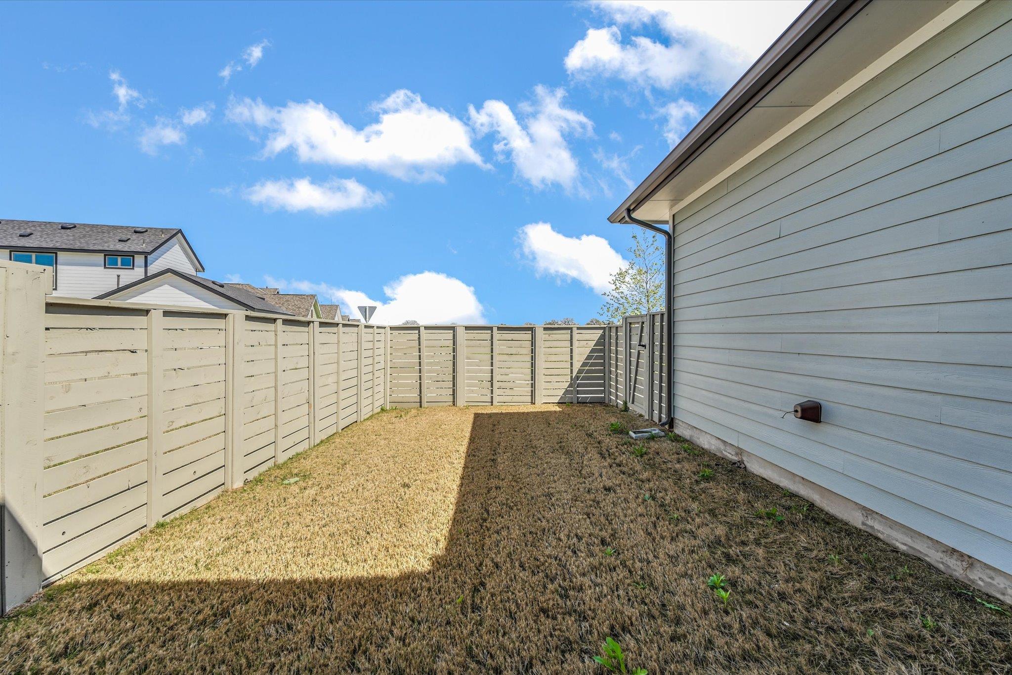 111 Breda Ave Property Photo 18