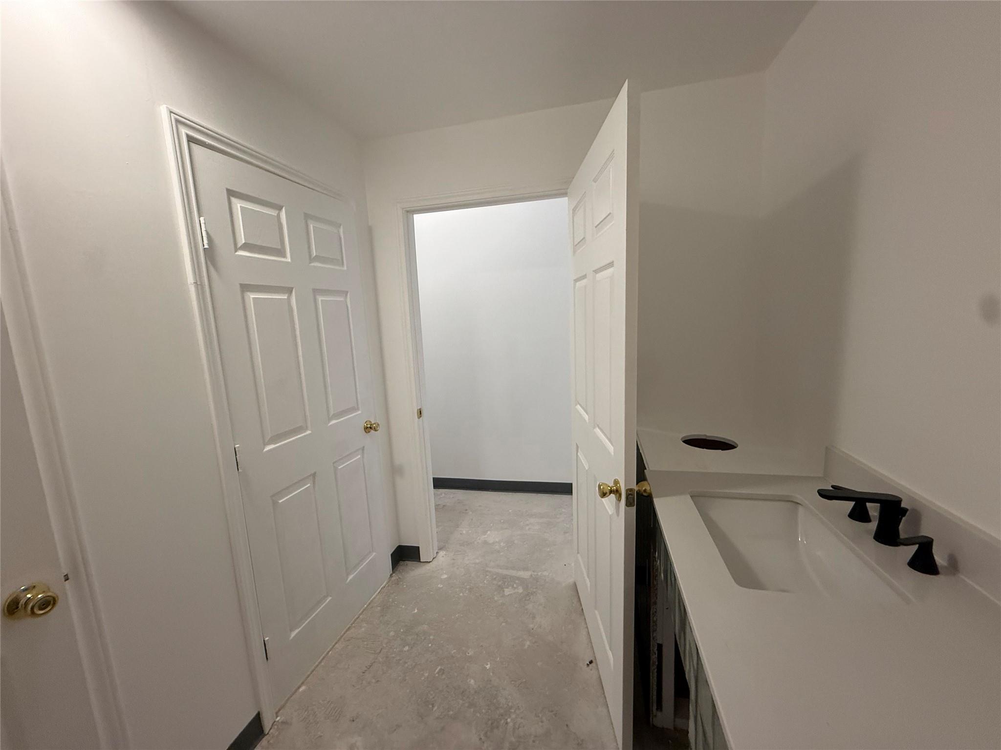 117 S Main St Property Photo 14