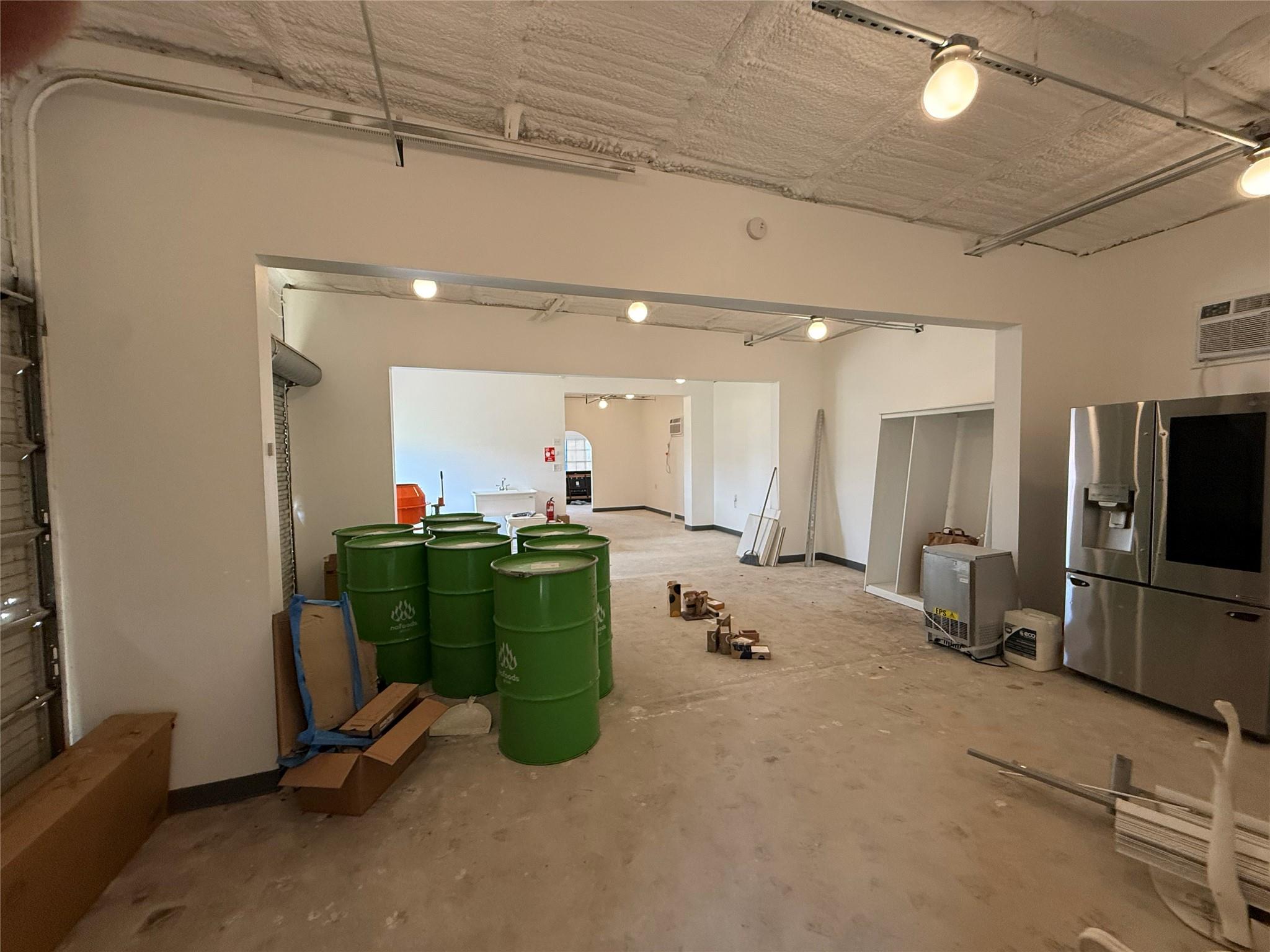 117 S Main St Property Photo 18