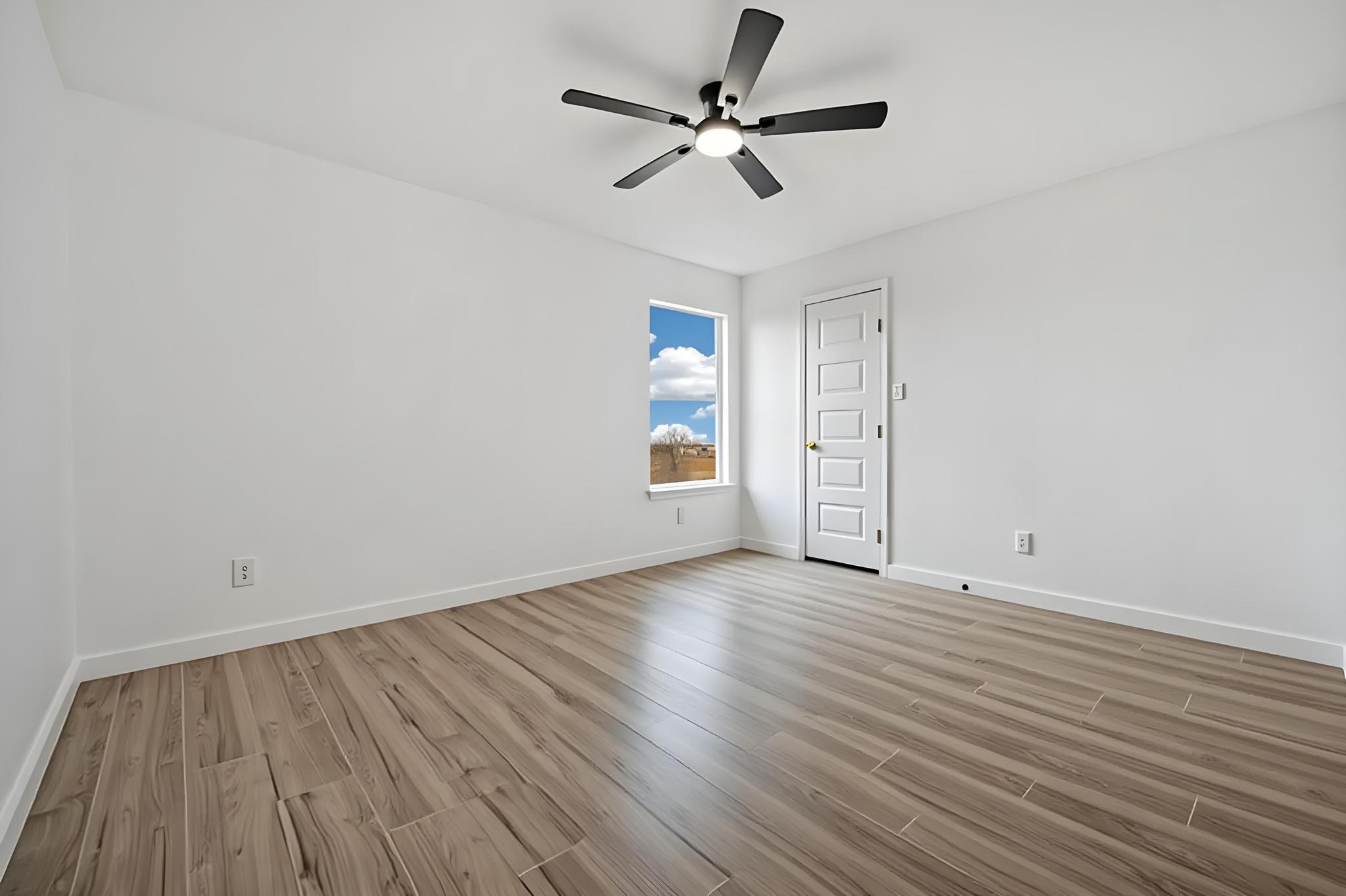 13501 Sierra Wind Ln Property Photo 12