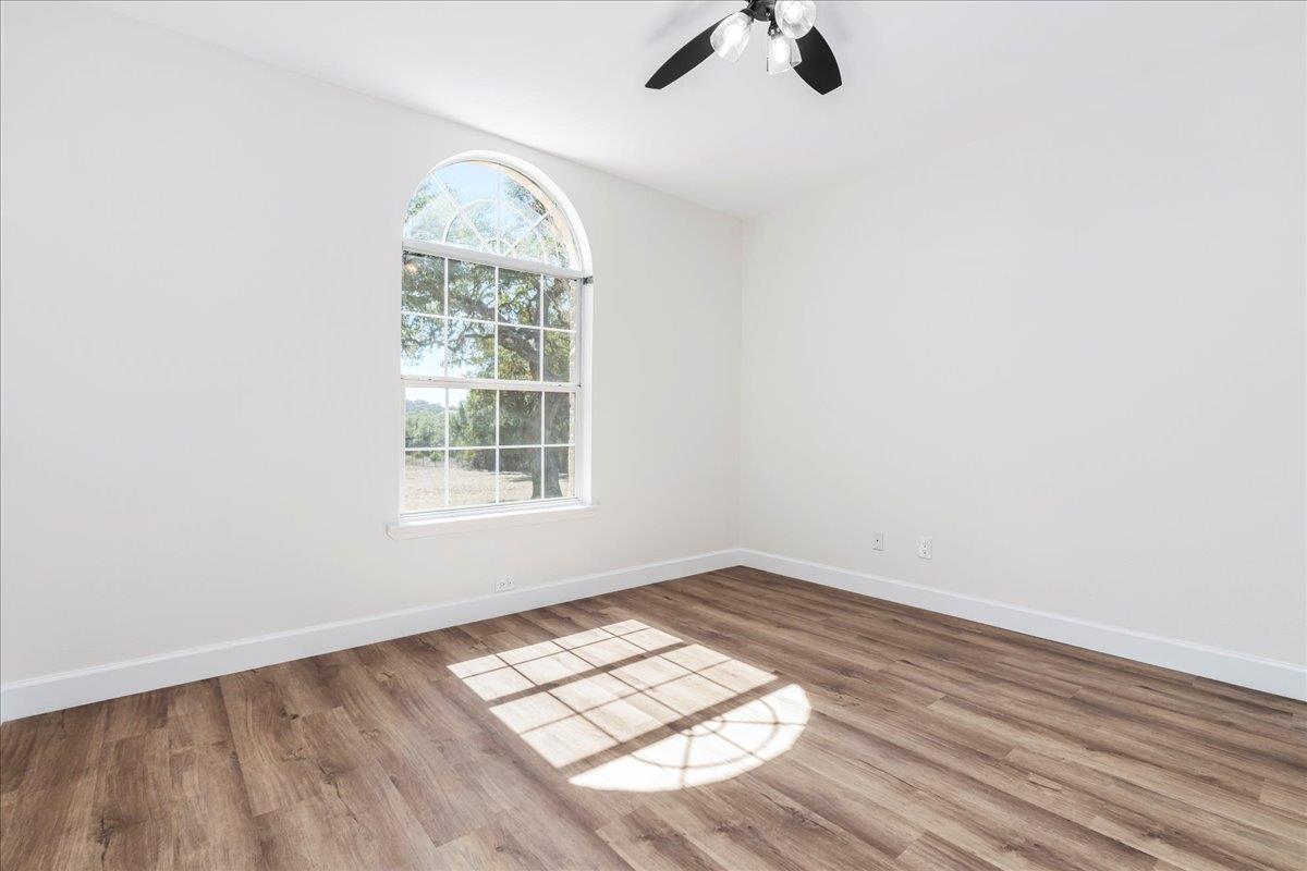 15400 Fm 1826 None Property Photo 14