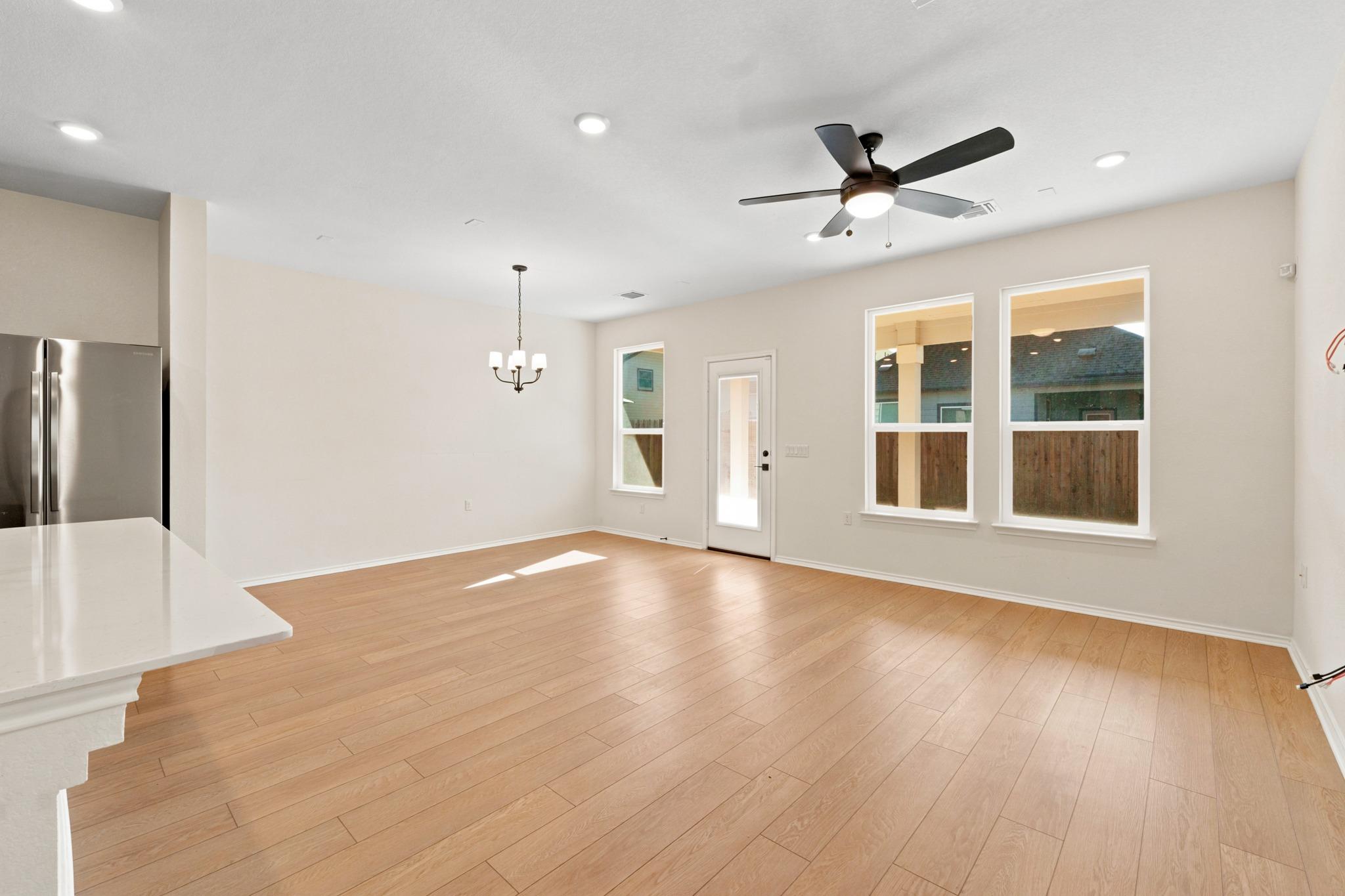 12605 Orchard Grove Ln Property Photo 5