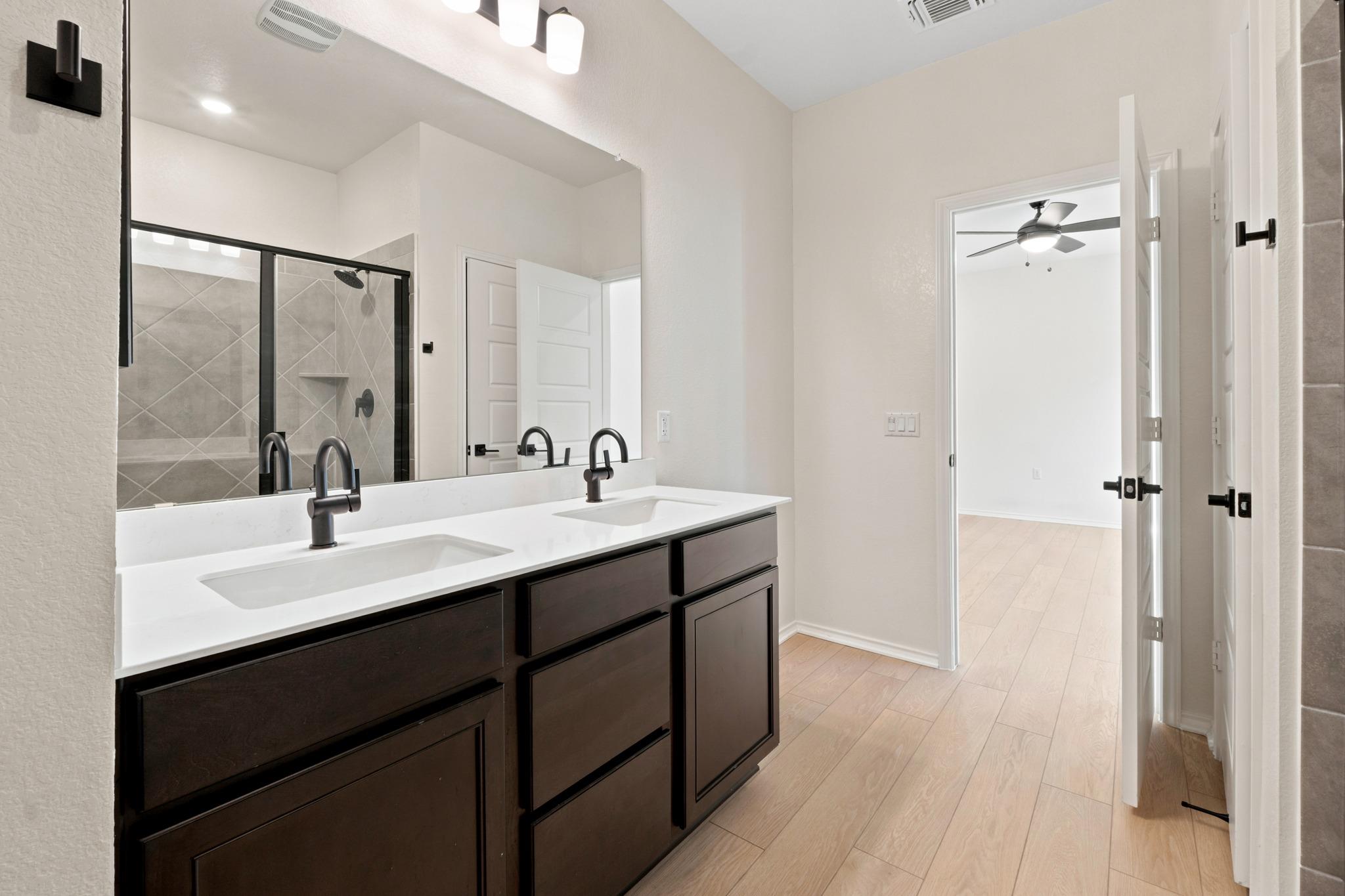 12605 Orchard Grove Ln Property Photo 15