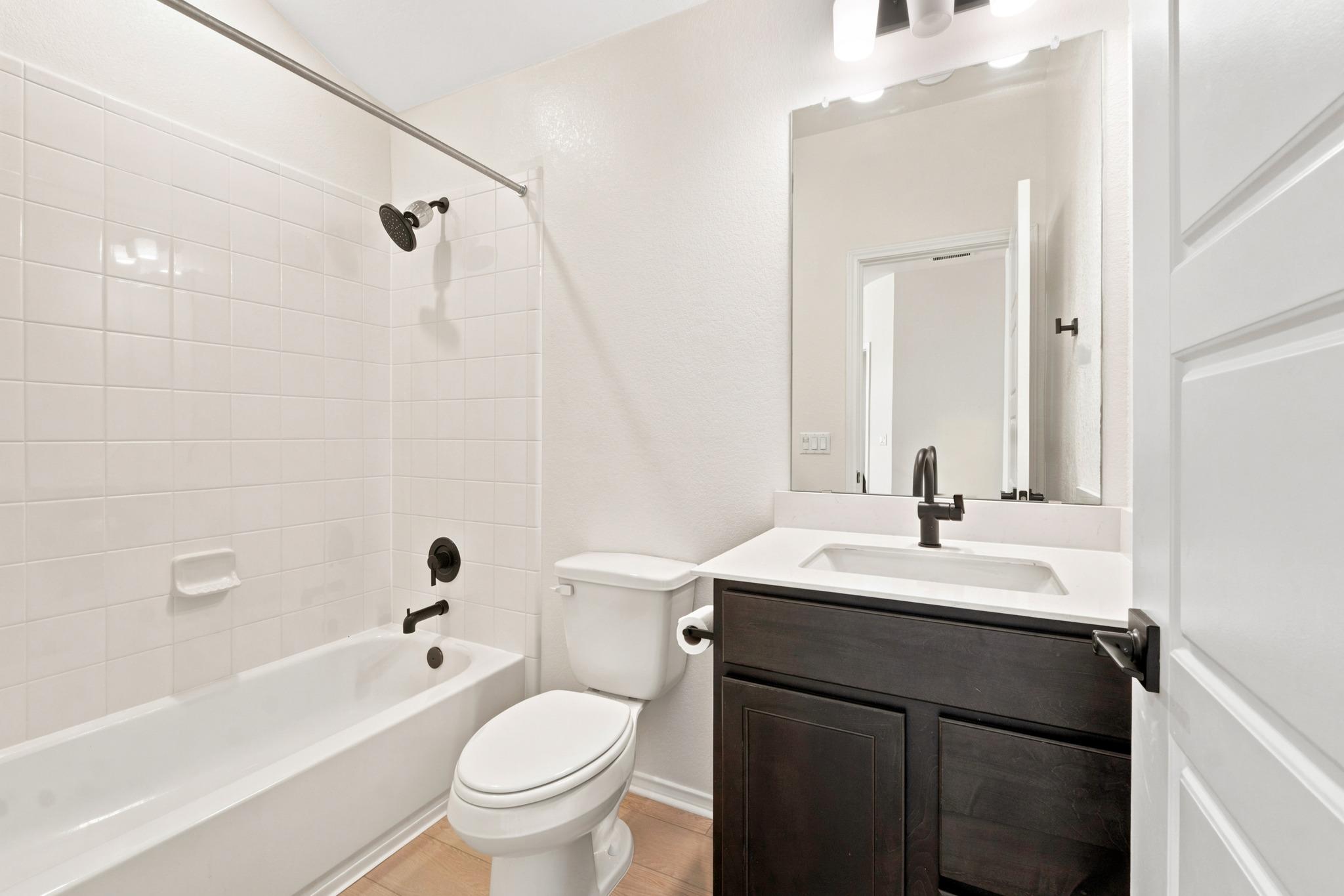 12605 Orchard Grove Ln Property Photo 24