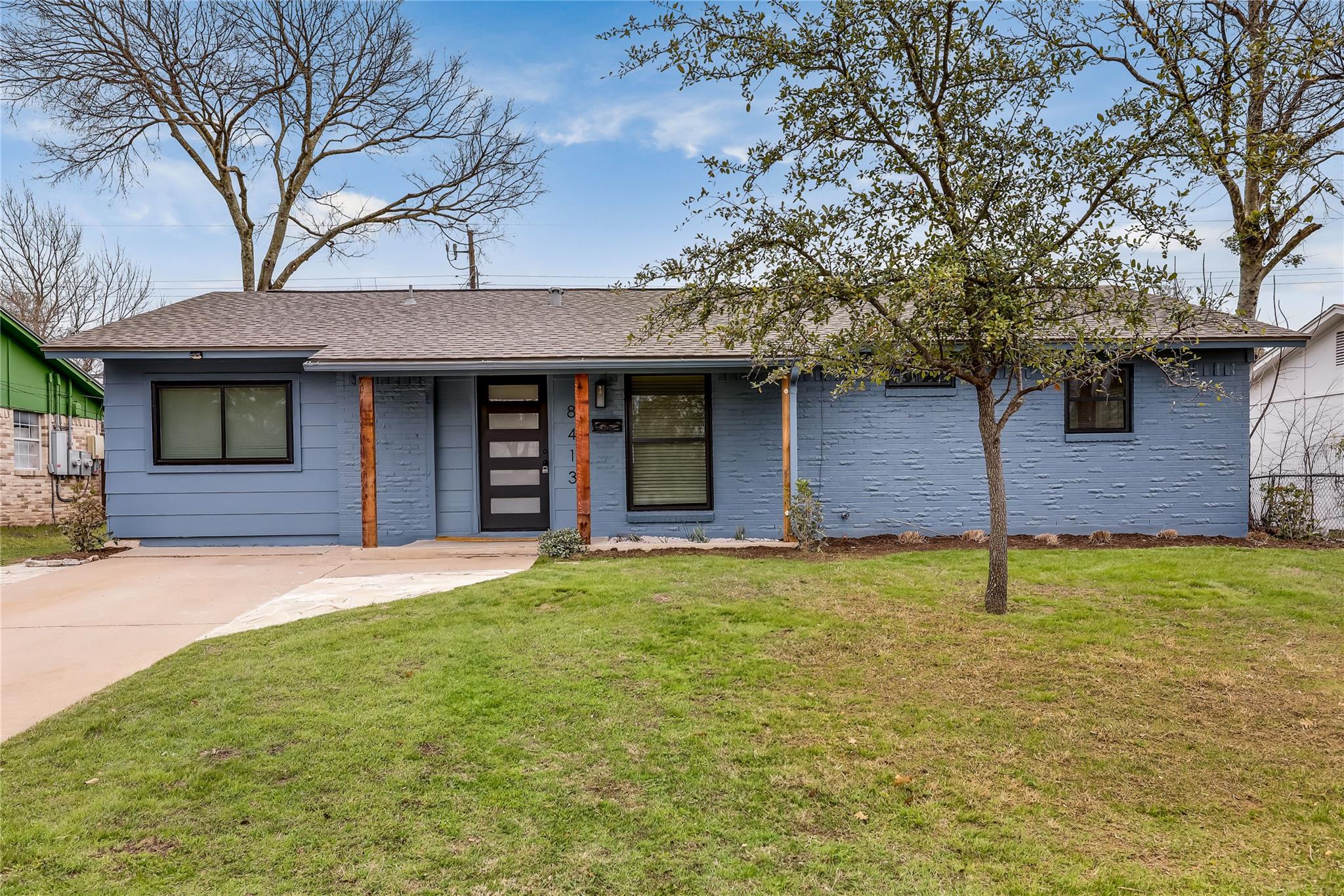 8413 Stillwood Ln Property Photo