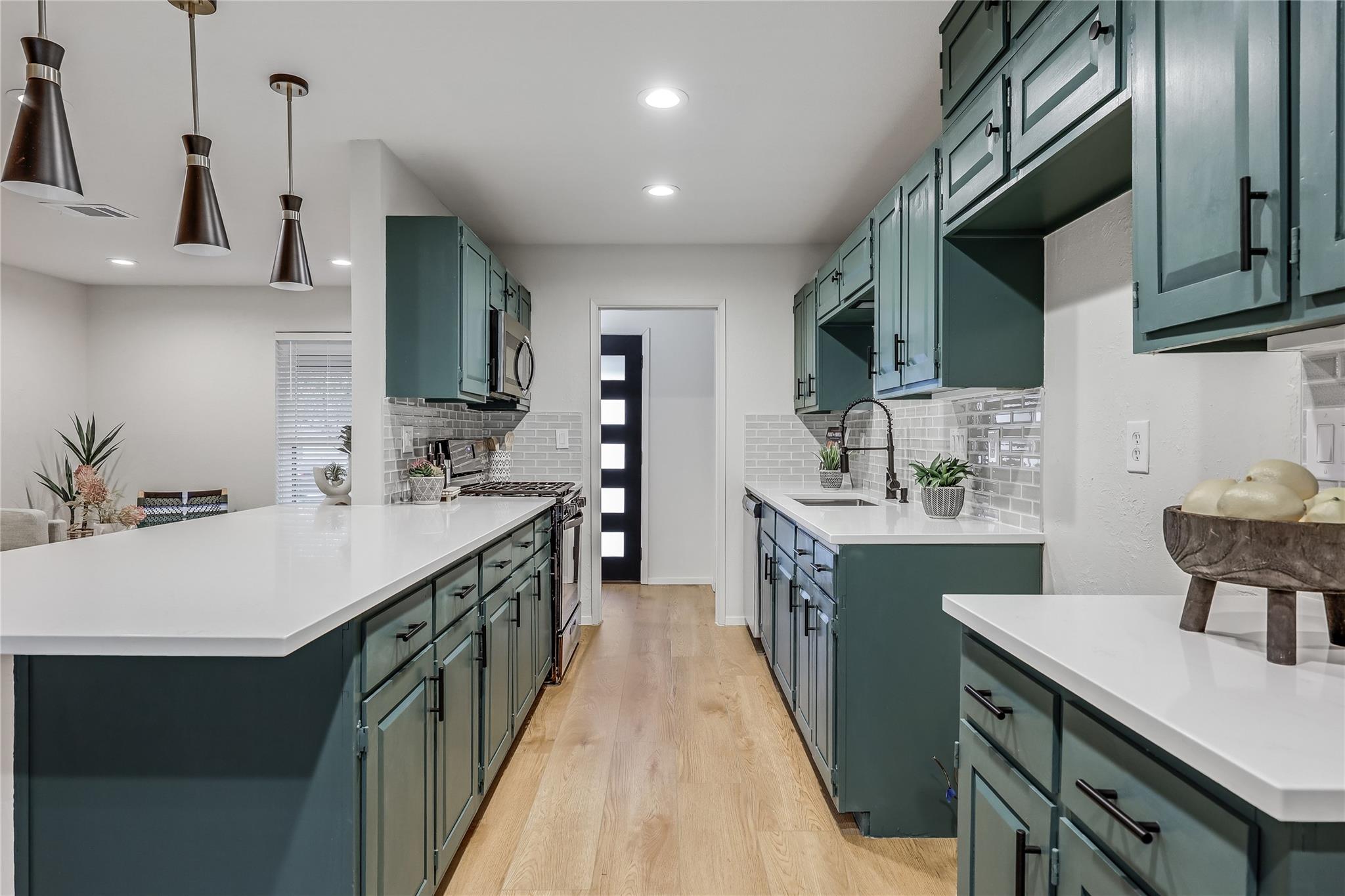 8413 Stillwood Ln Property Photo 15