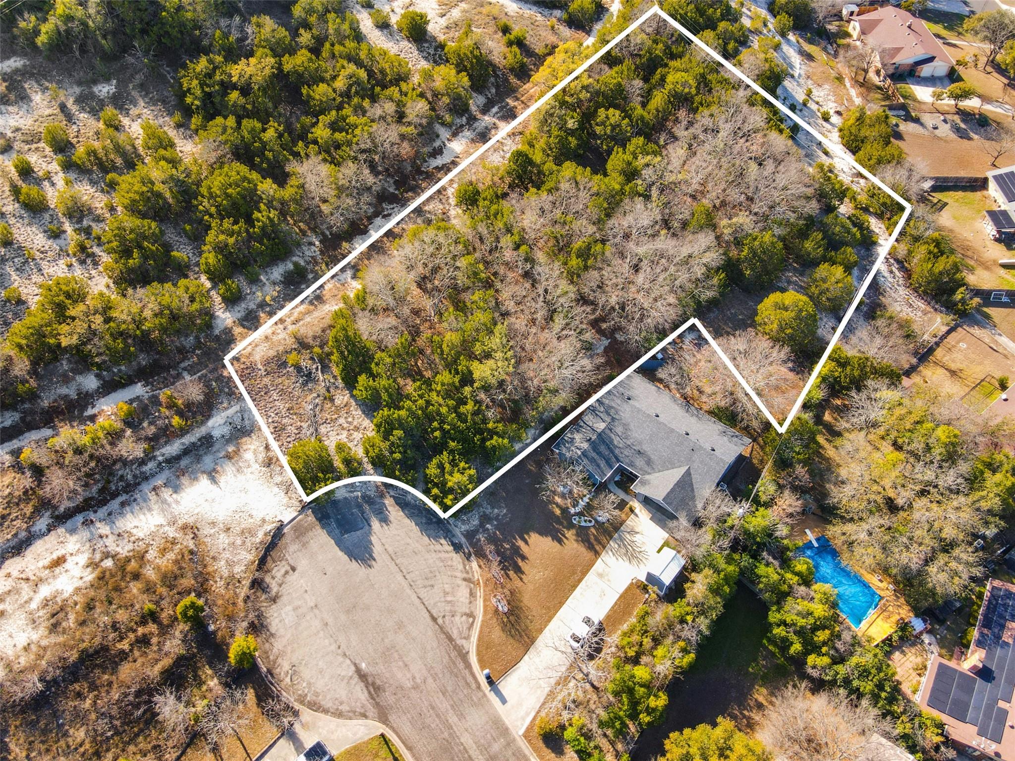 1714 Forest Hills Dr Property Photo 1