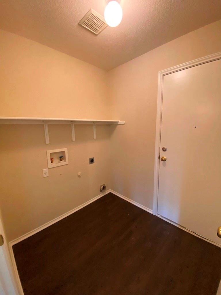 17416 Wiseman Dr Property Photo 15