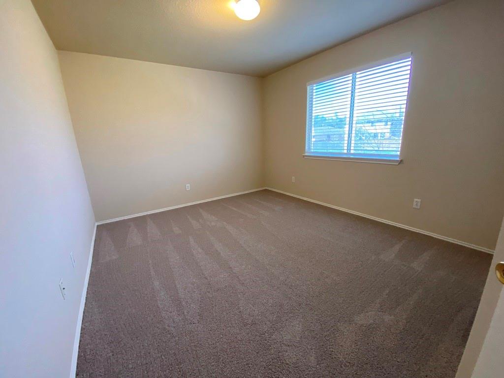 17416 Wiseman Dr Property Photo 29