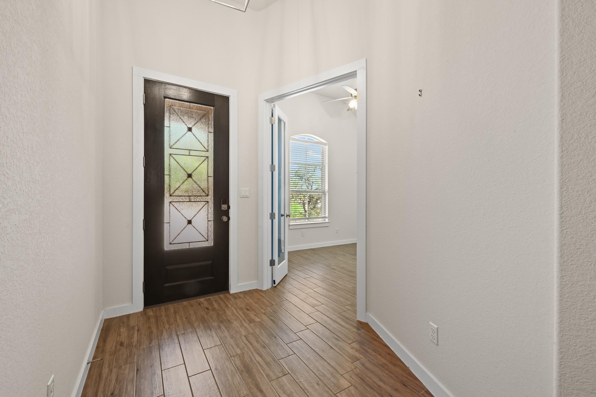 424 Teakmill Trl Property Photo 4