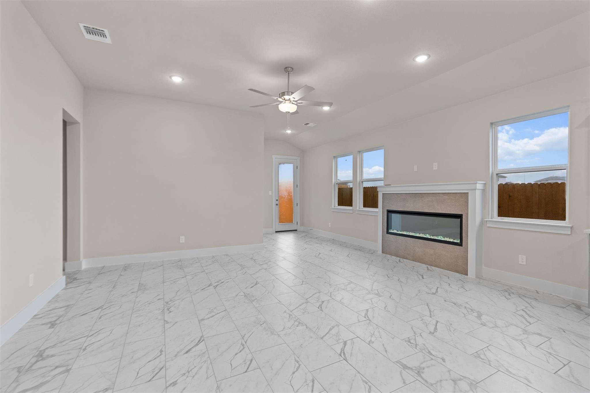 19108 Kleingrass Ln Property Photo 14
