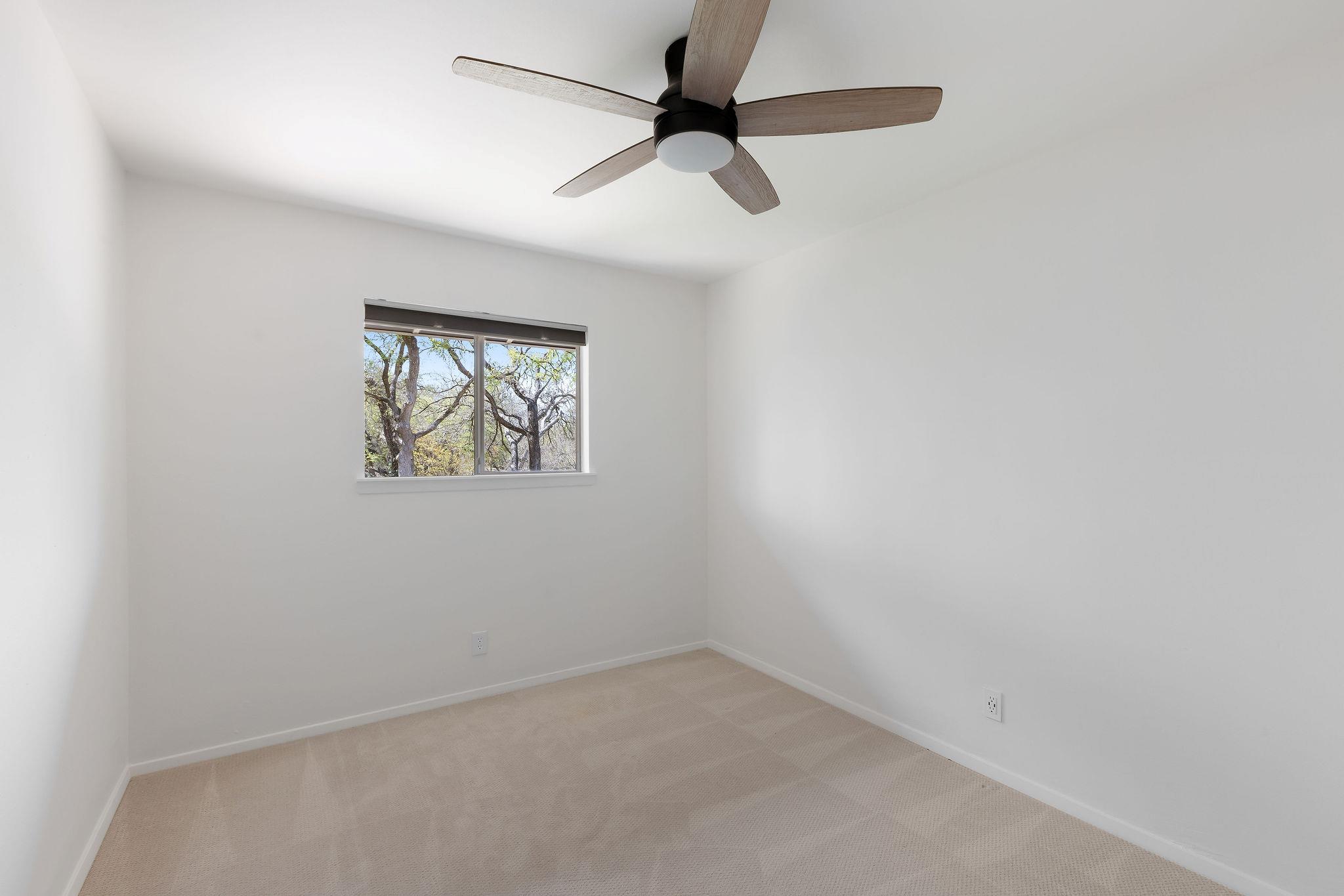 9307 Queenswood Dr Property Photo 29
