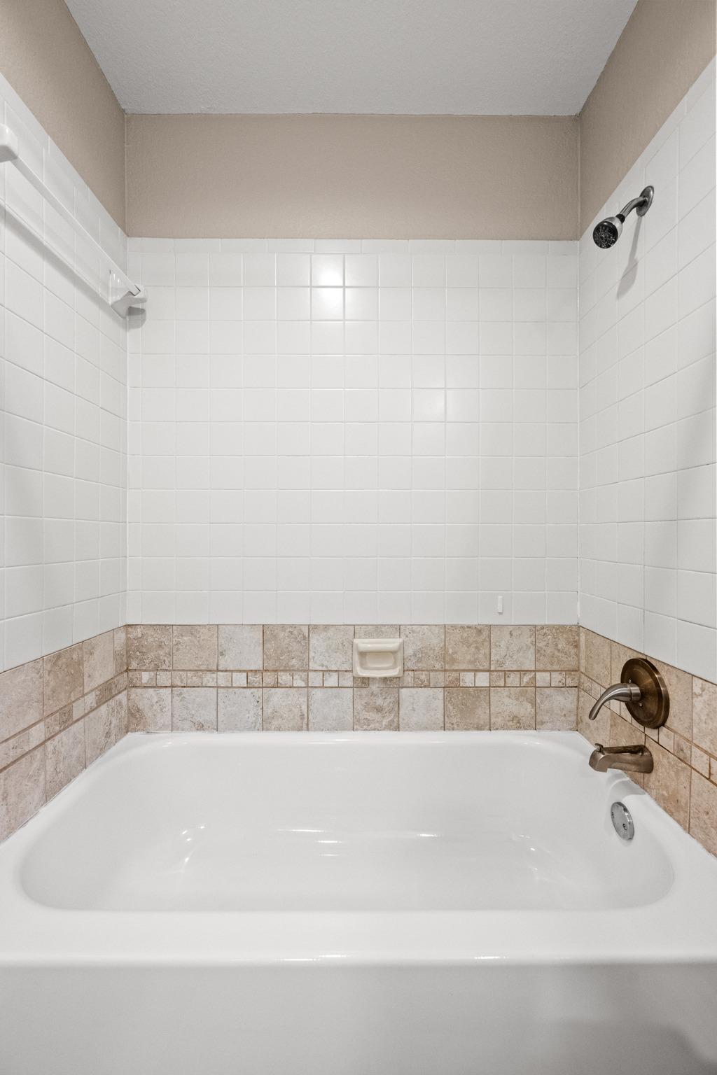 3001 Cedar St #a 102 Property Photo 20