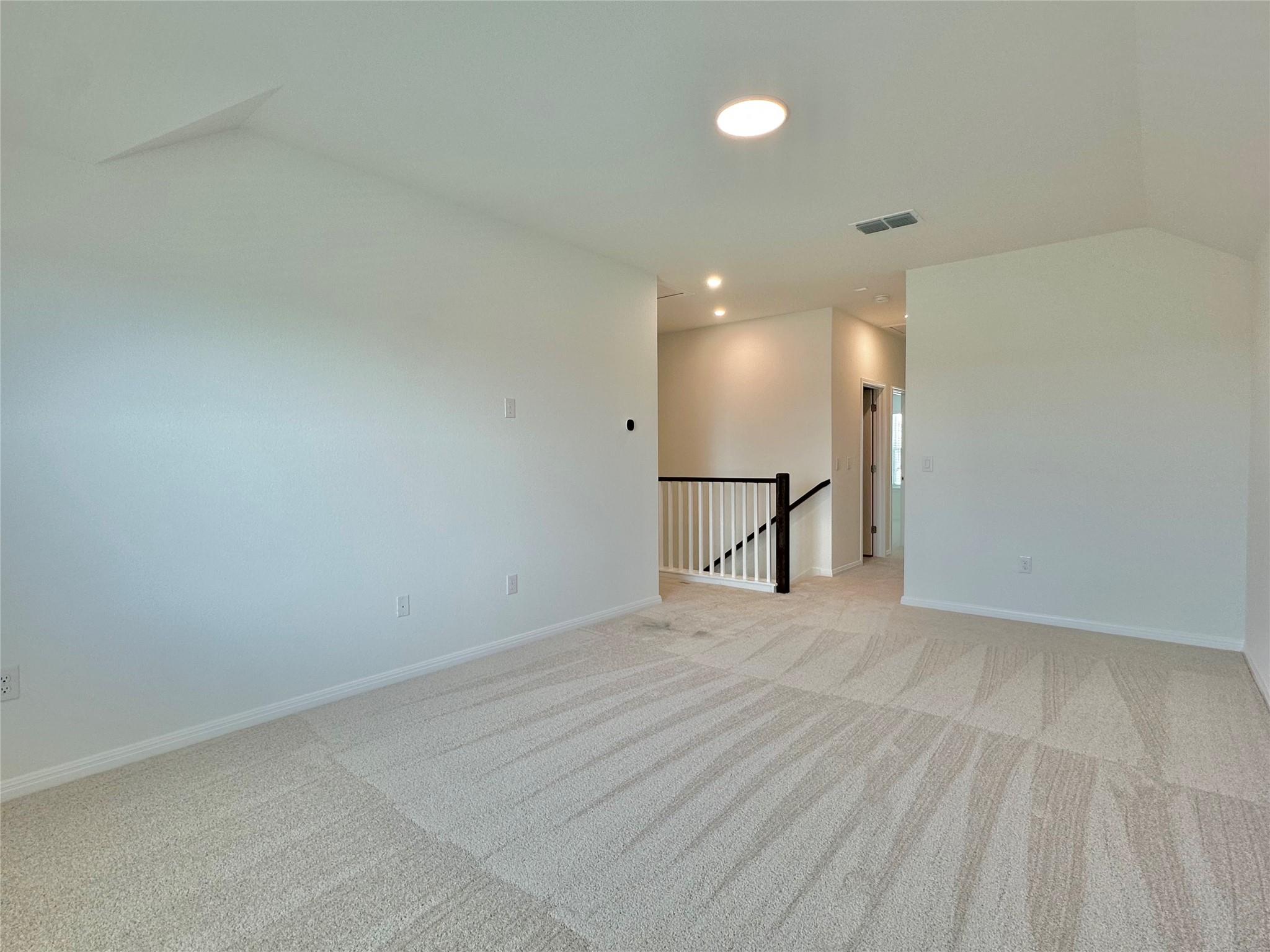 335 Young St Property Photo 8
