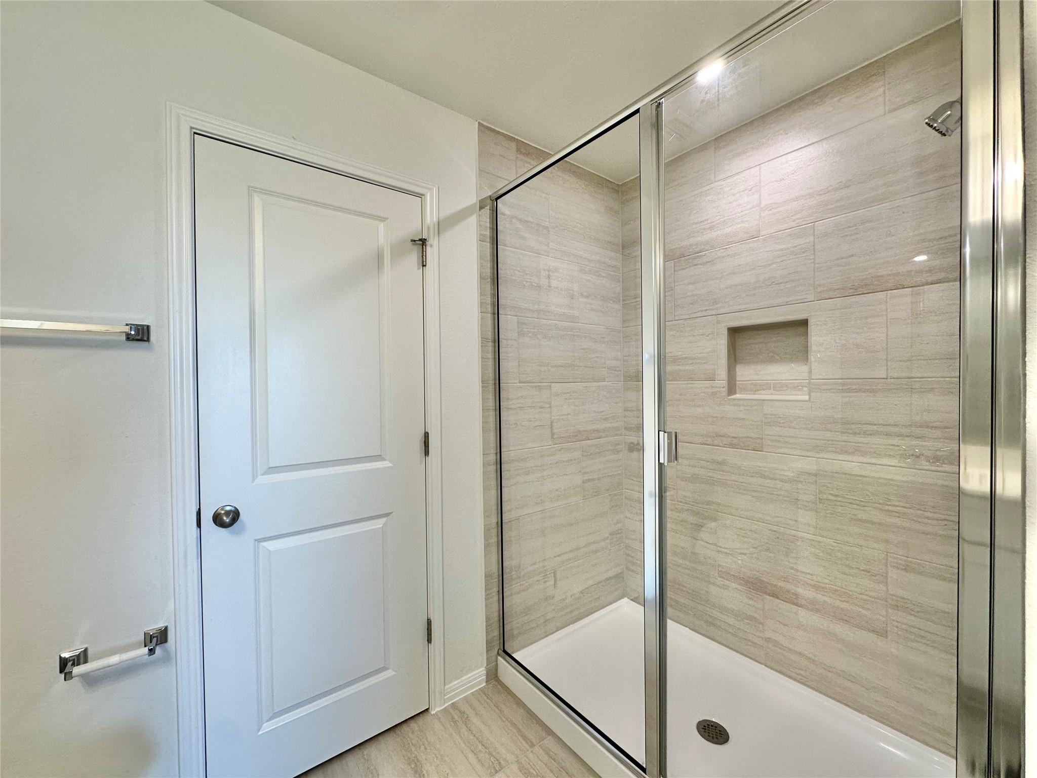335 Young St Property Photo 11
