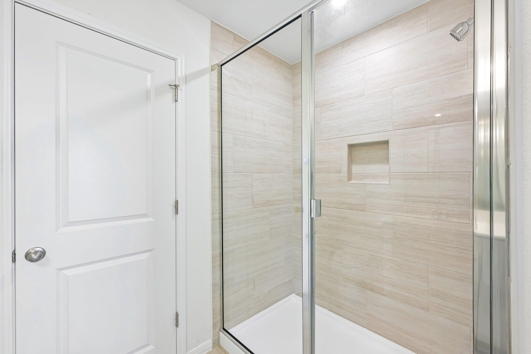 335 Young St Property Photo 14