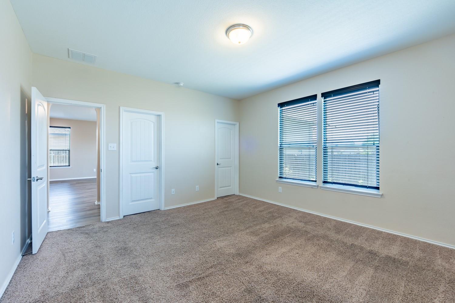 12416 Dwight Eisenhower St Property Photo 14