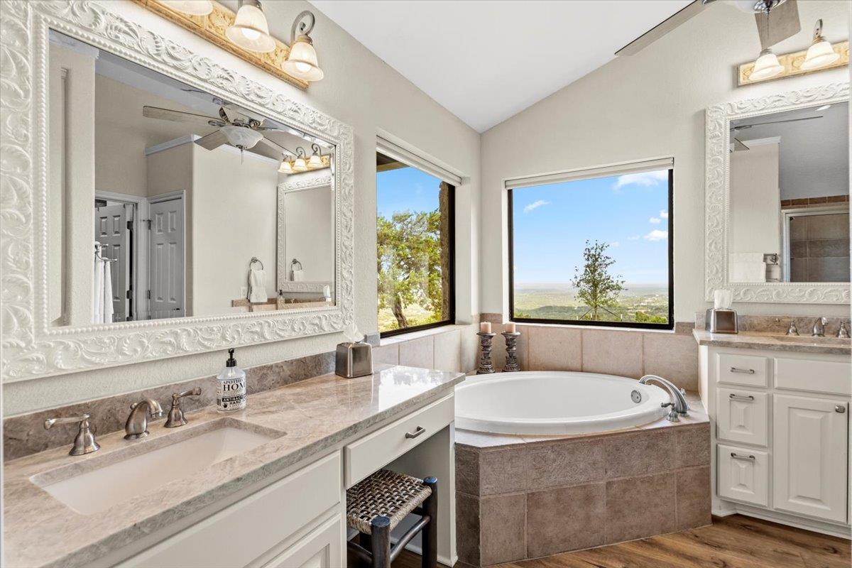 6594 W Hwy 290 None Property Photo 19