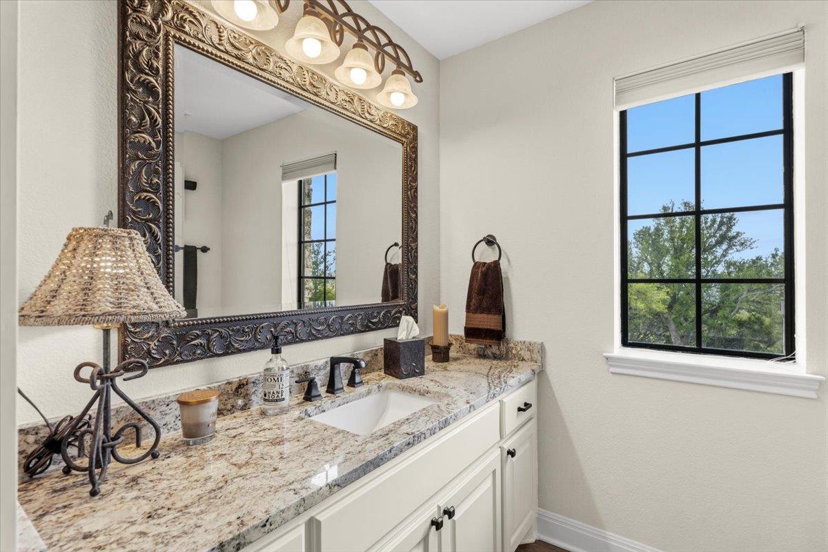 6594 W Hwy 290 None Property Photo 25