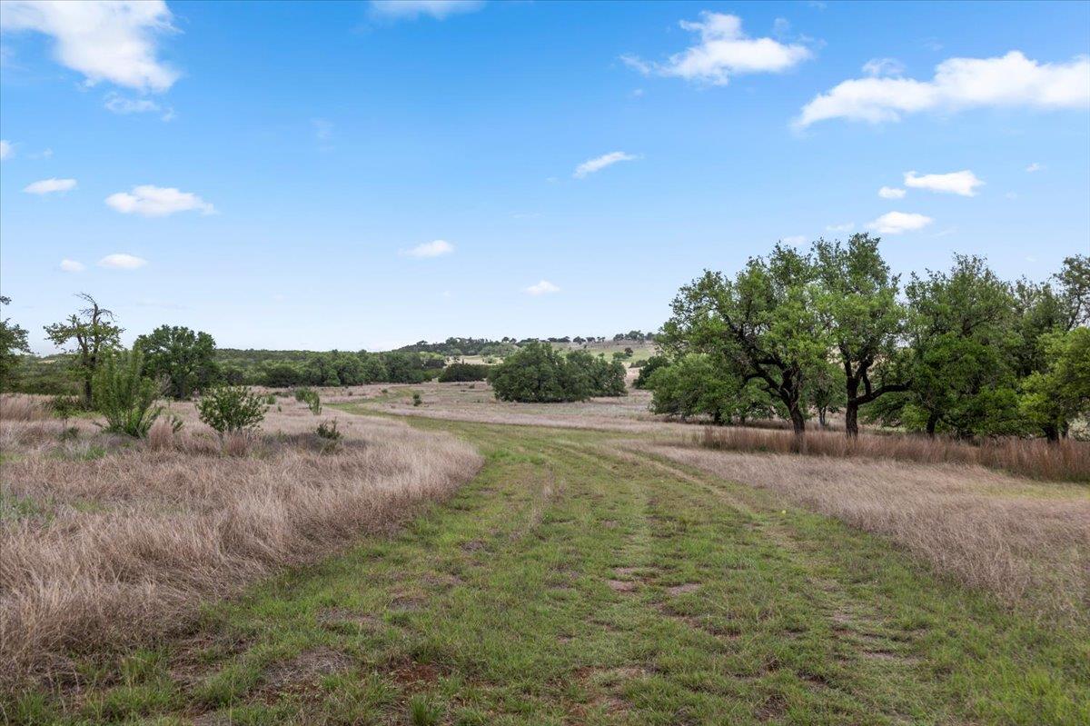 6594 W Hwy 290 None Property Photo 36